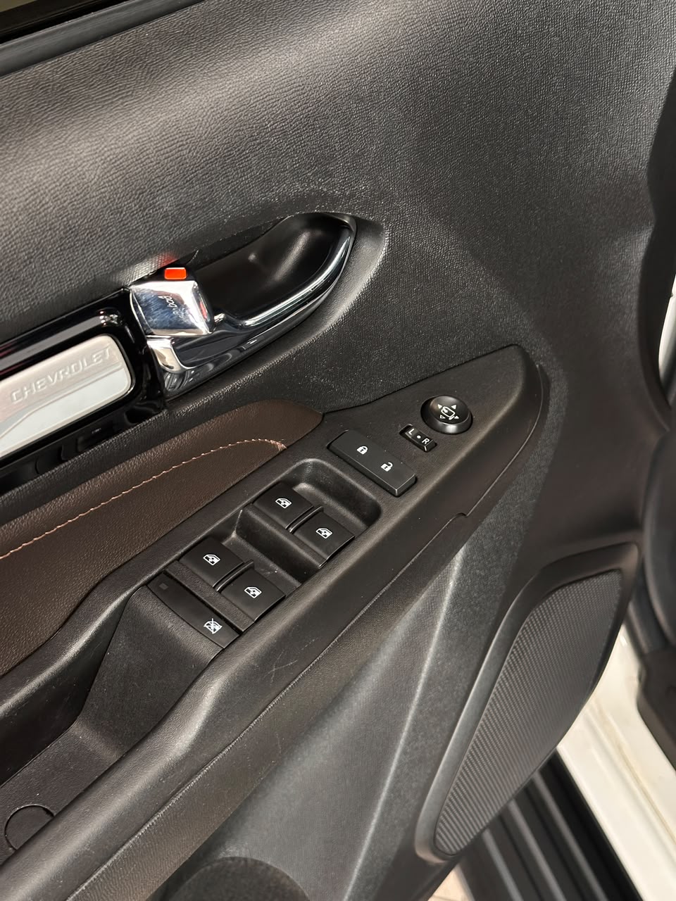 GM - Chevrolet TRAILBLAZER PREMIER — foto 28