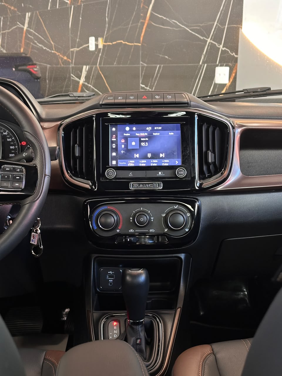 Fiat Strada Ranch — foto 9