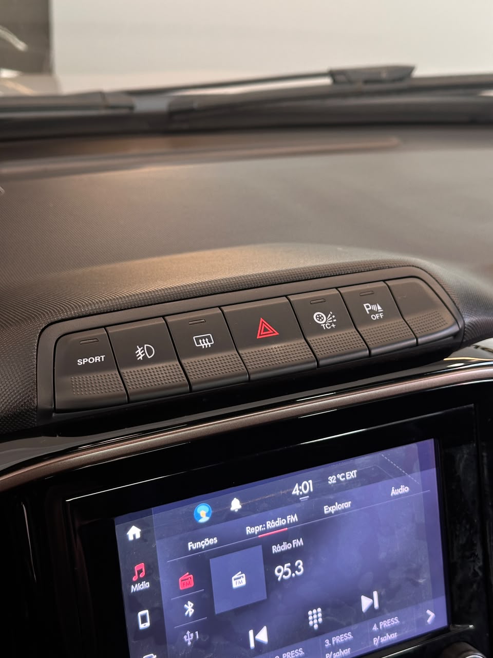 Fiat Strada Ranch — foto 12