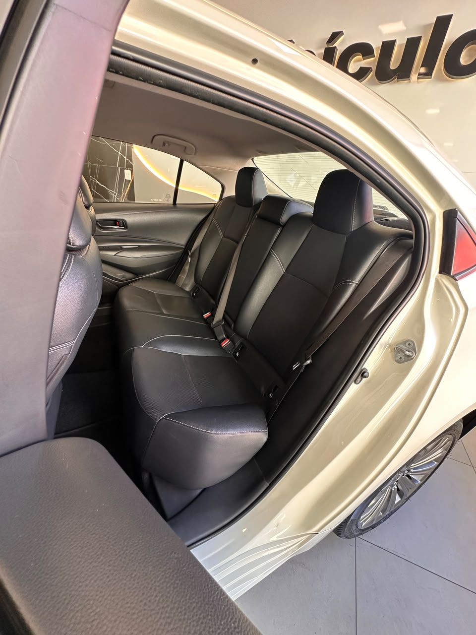 Toyota Corolla — foto 12