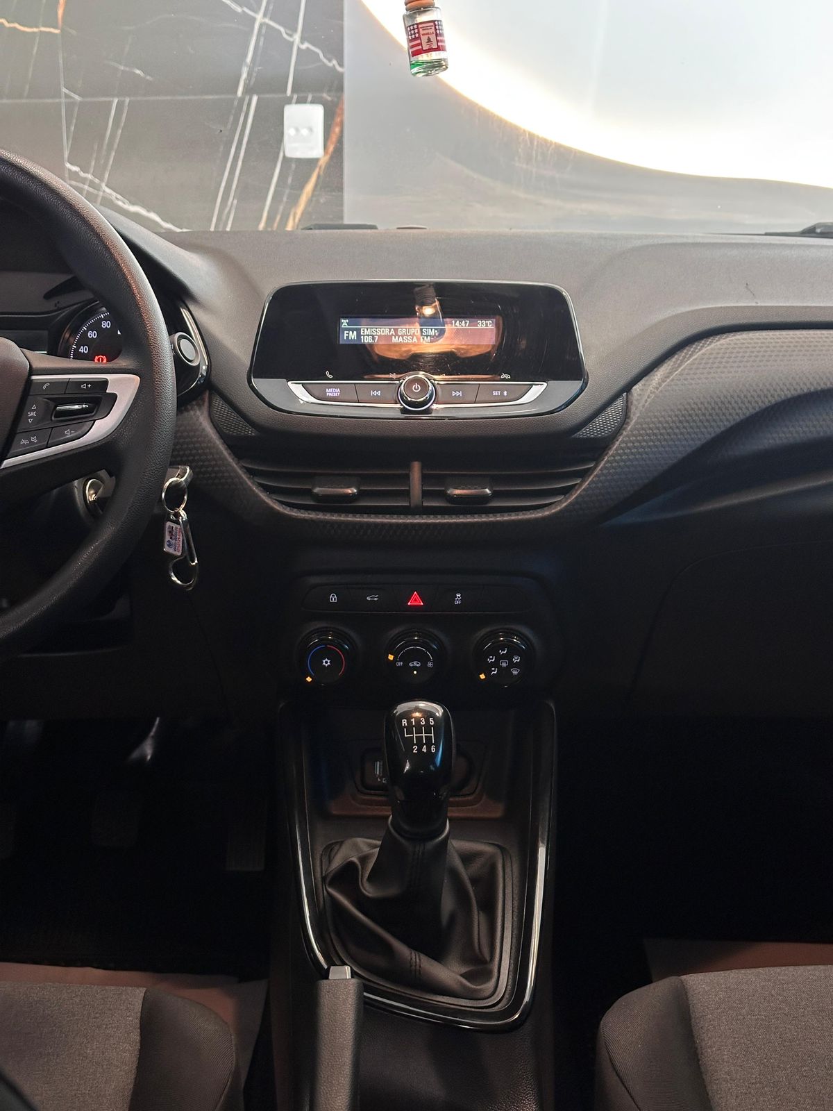 GM - Chevrolet ONIX — foto 22