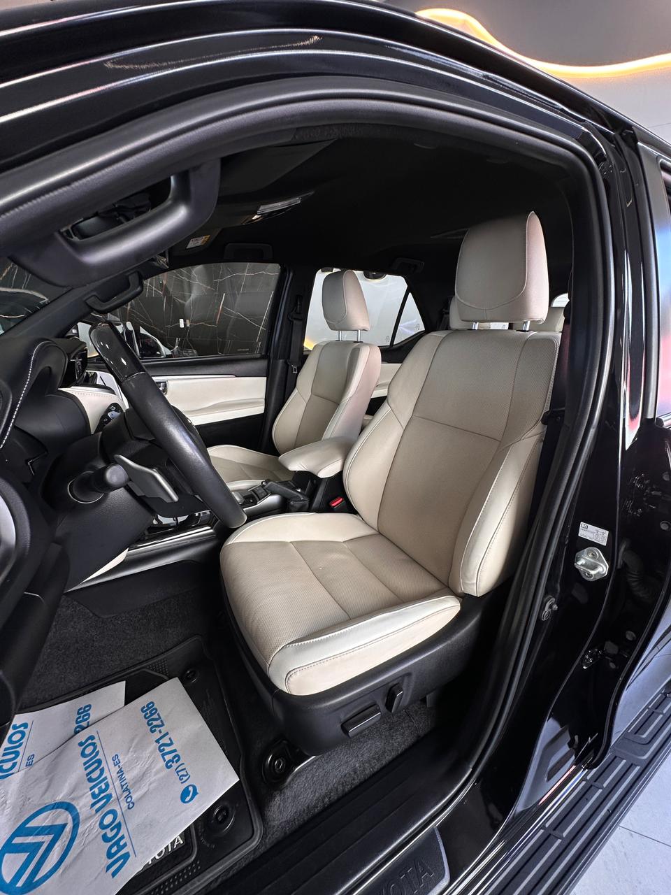 Toyota Hilux SW4 Diamond — foto 5