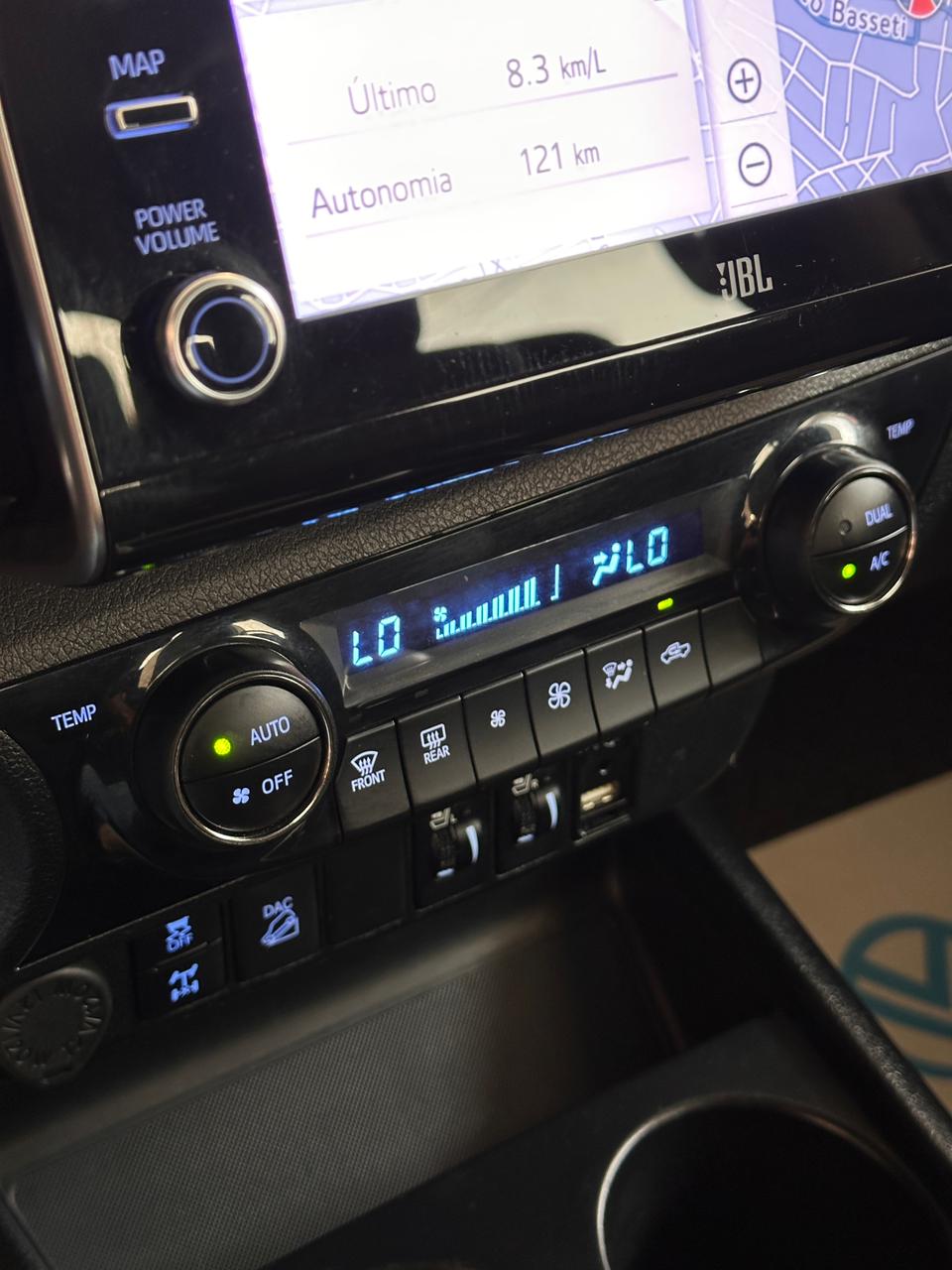 Toyota Hilux — foto 3
