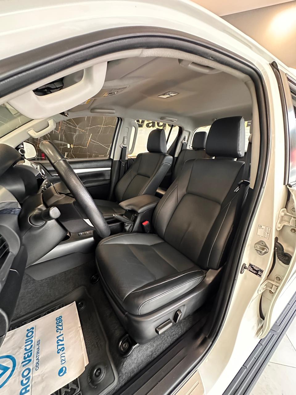 Toyota Hilux — foto 8