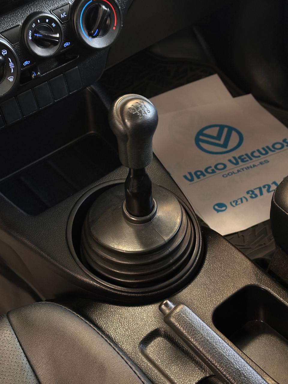 Toyota Hilux Chassi — foto 8