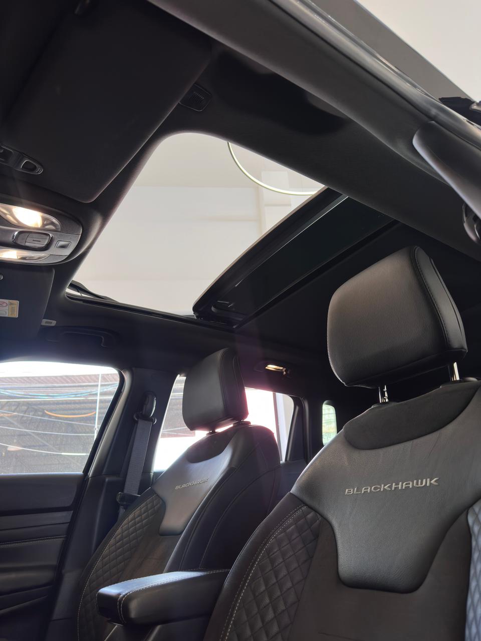 Jeep COMPASS Black Hurricane — foto 4