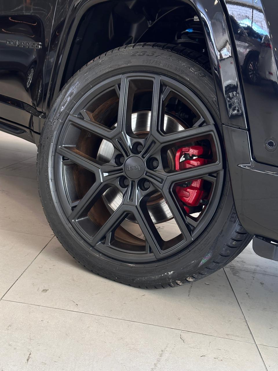 Jeep COMPASS Black Hurricane — foto 3