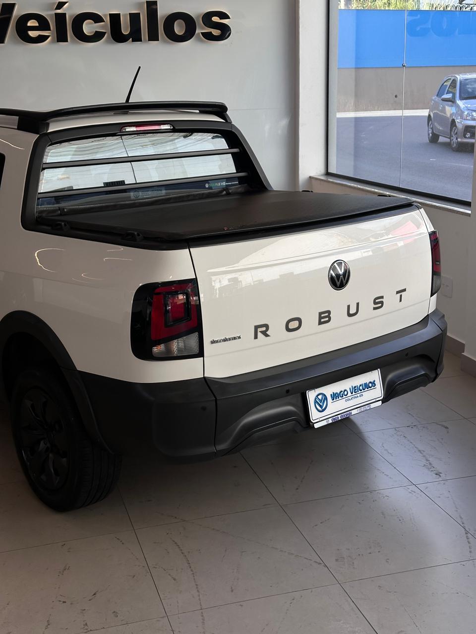 VW - VolksWagen Saveiro Robust — foto 5