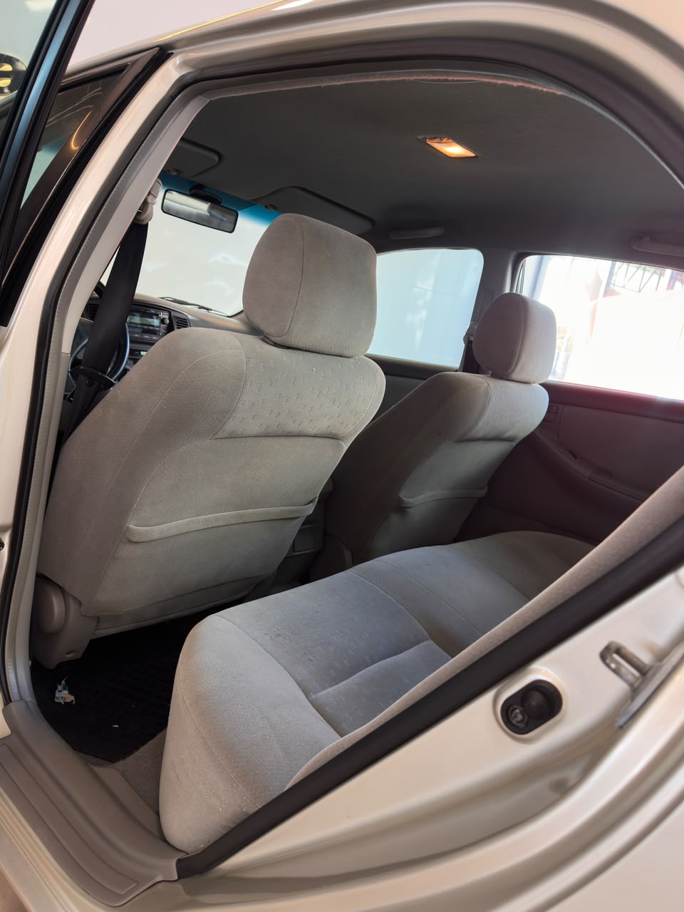 Toyota Corolla XLi — foto 26