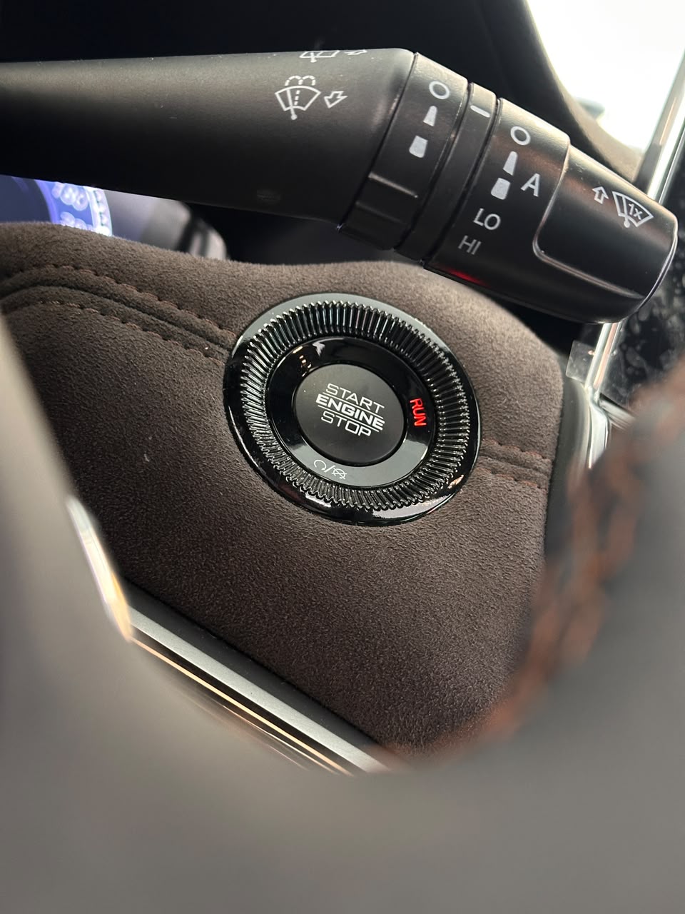 Jeep Commander Overl. TD380 — foto 21