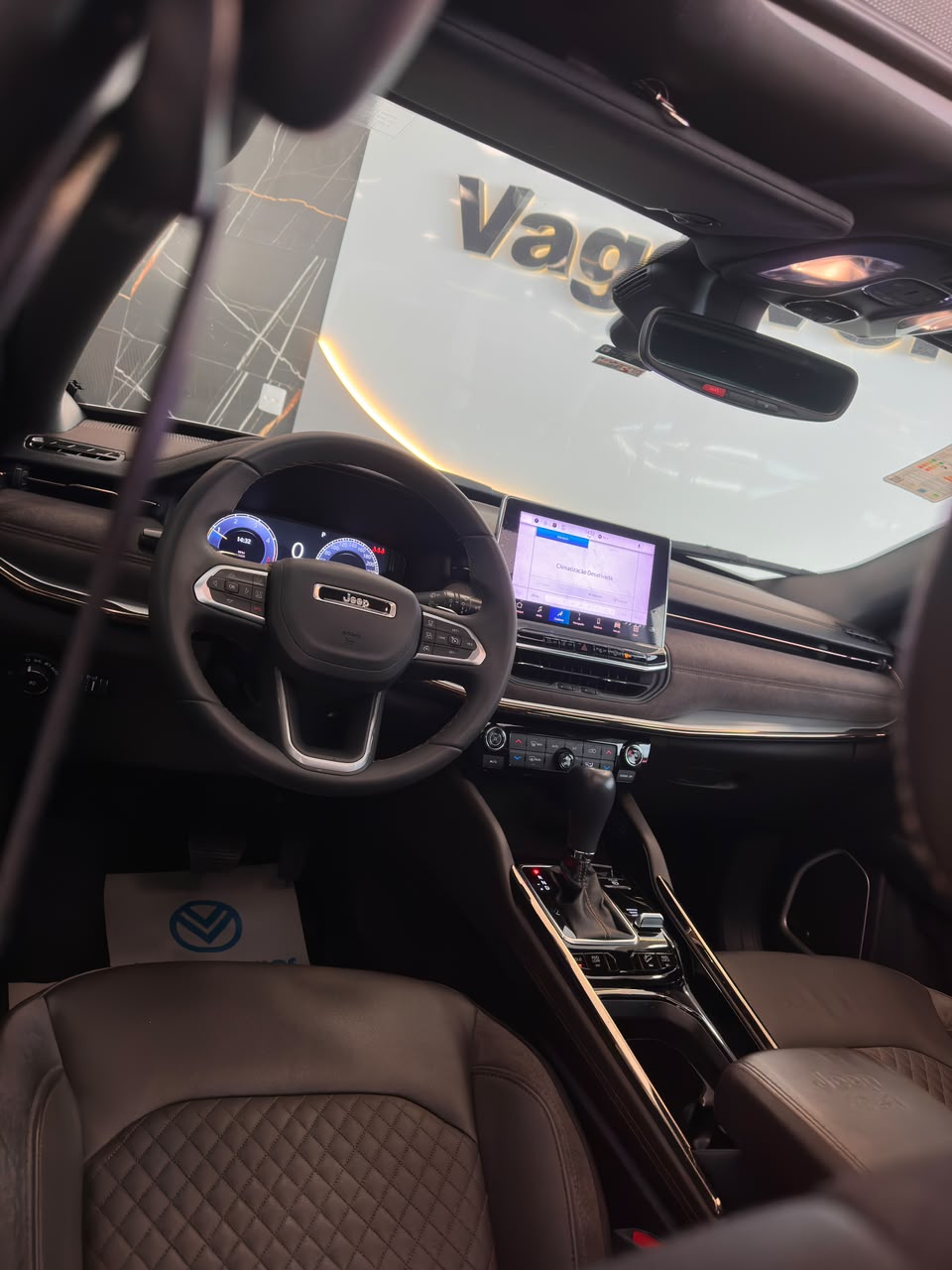 Jeep Commander Overl. TD380 — foto 26