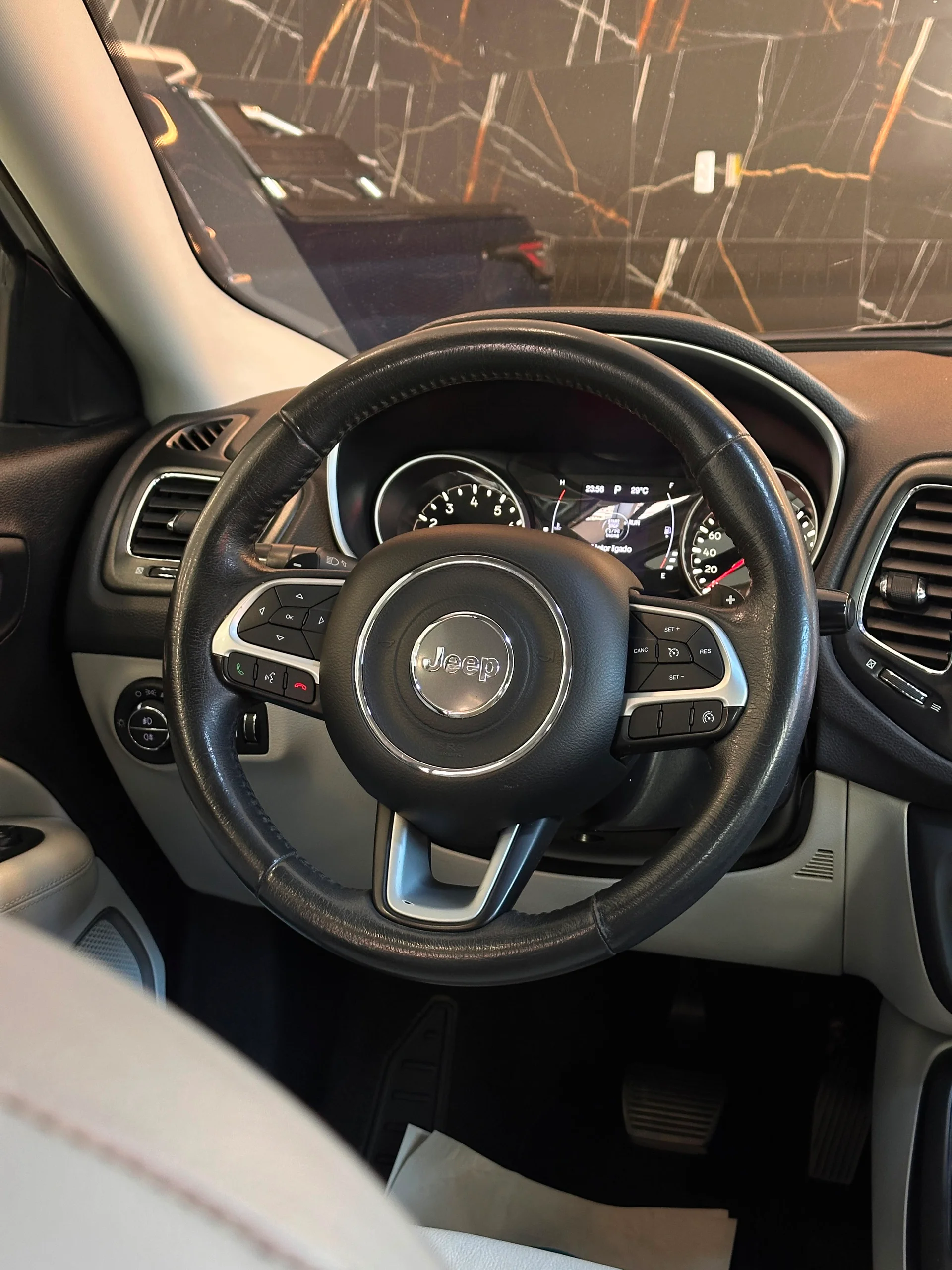 Jeep Compass — foto 19