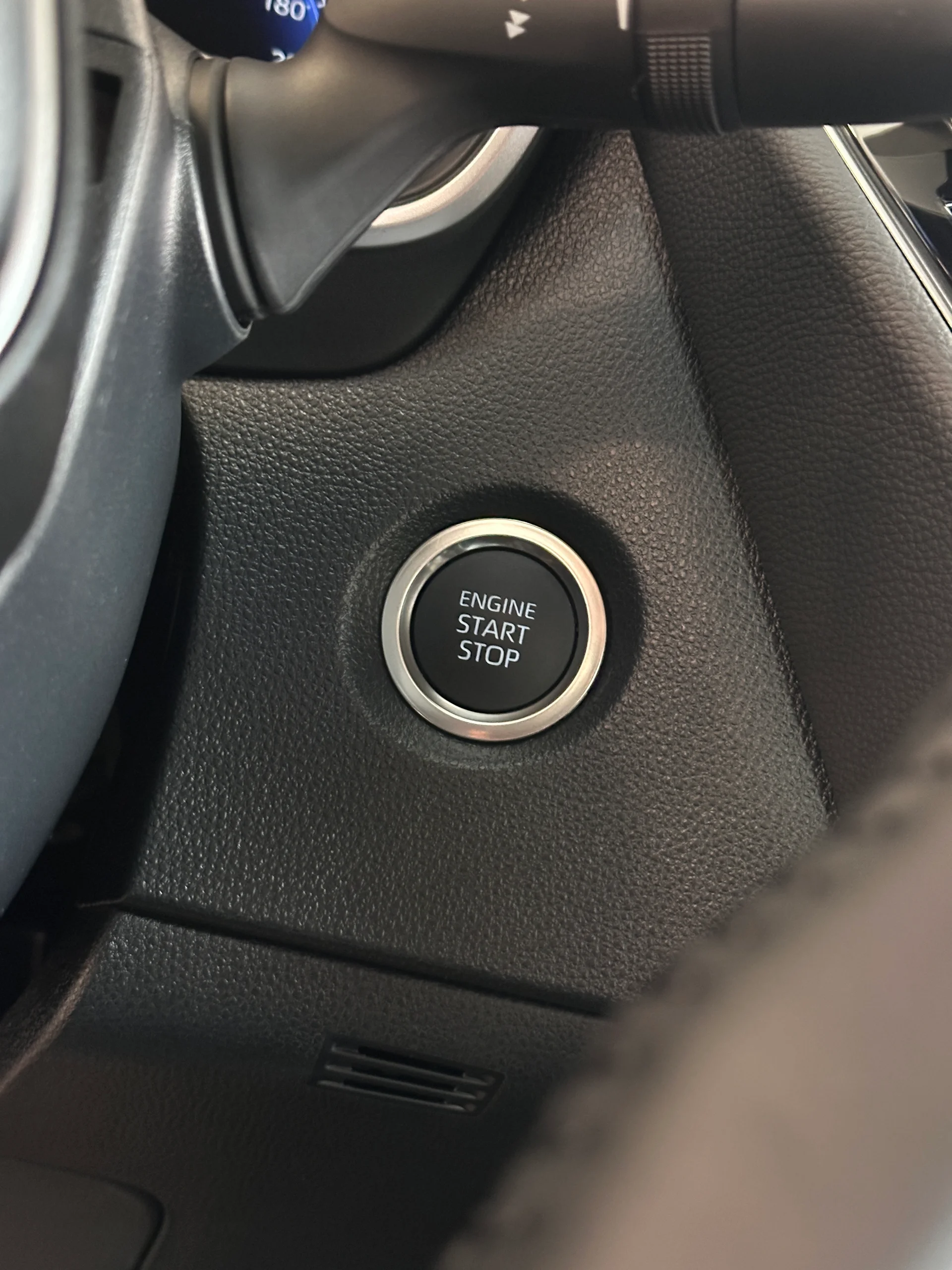 Toyota Corolla — foto 11