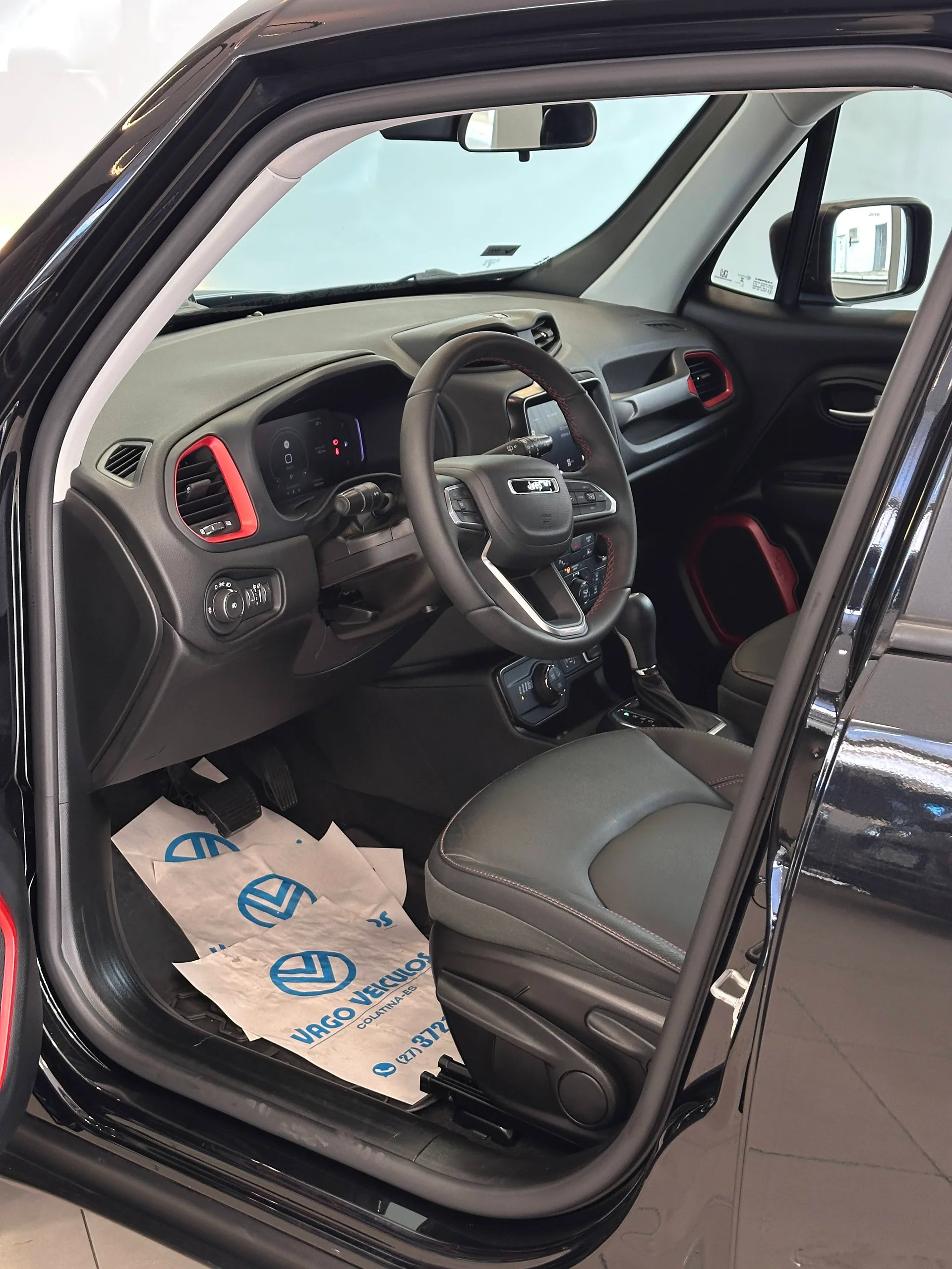Jeep Renegade — foto 14