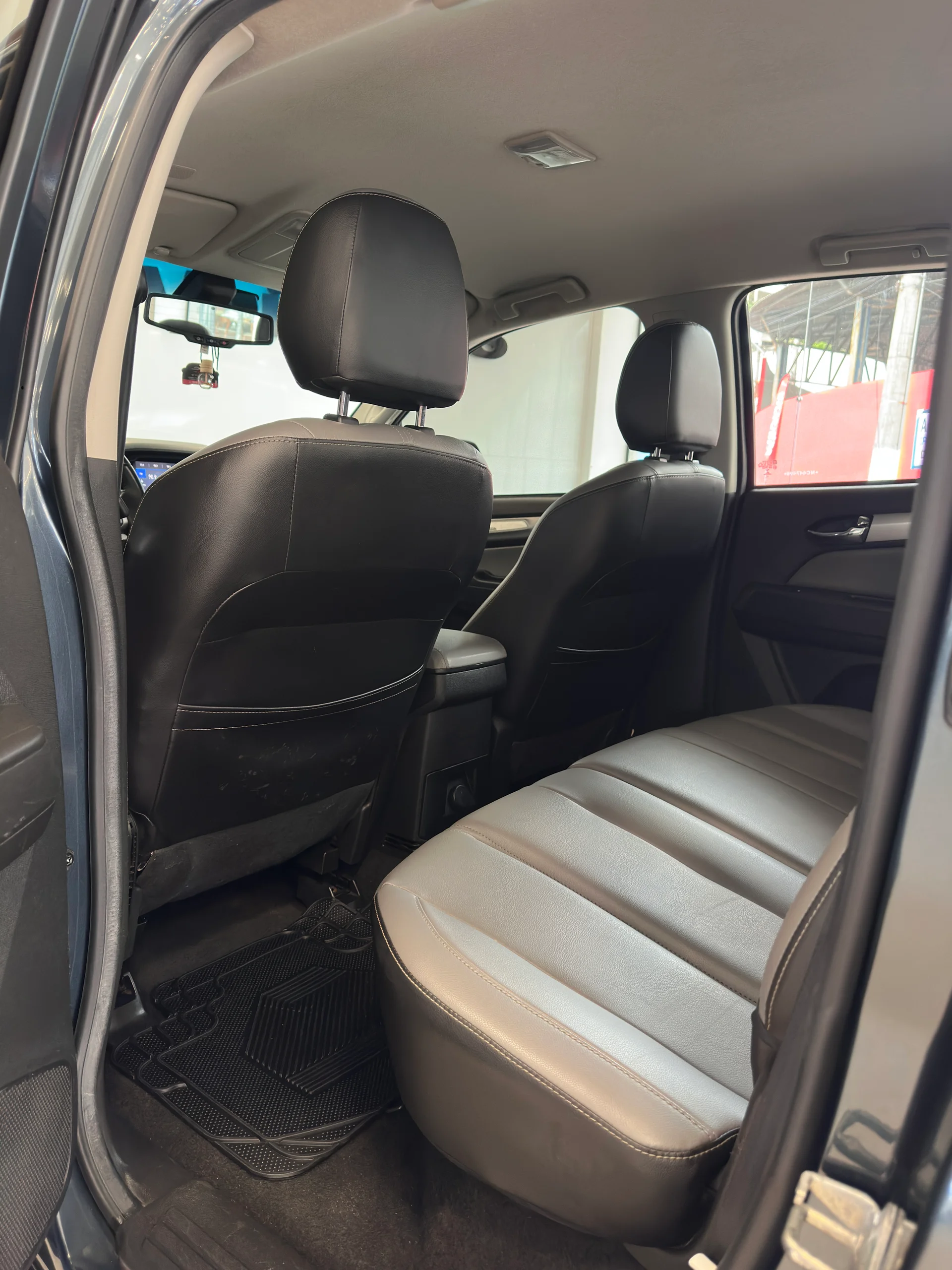 Chevrolet S10 — foto 16