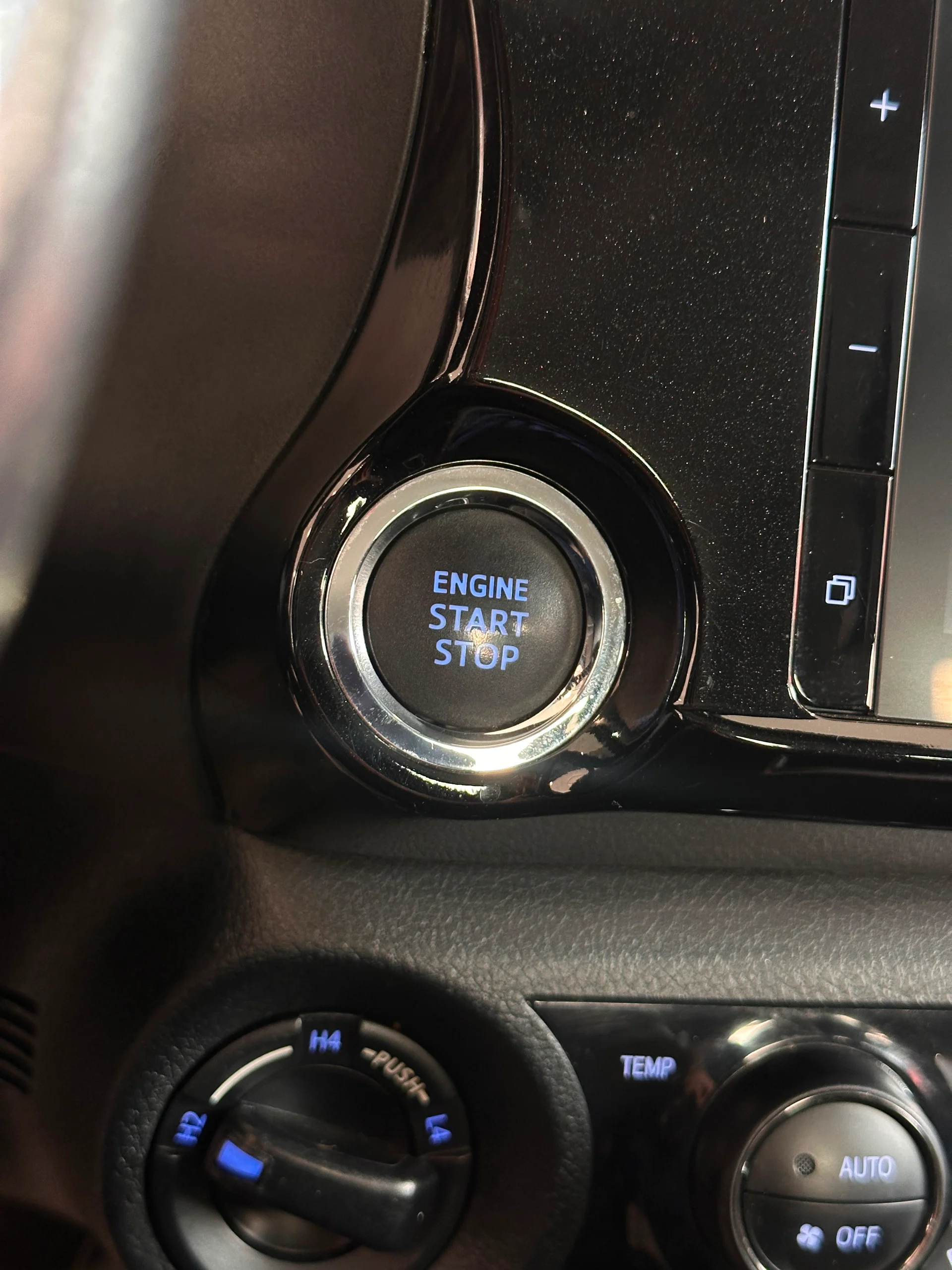 Toyota Hilux — foto 22