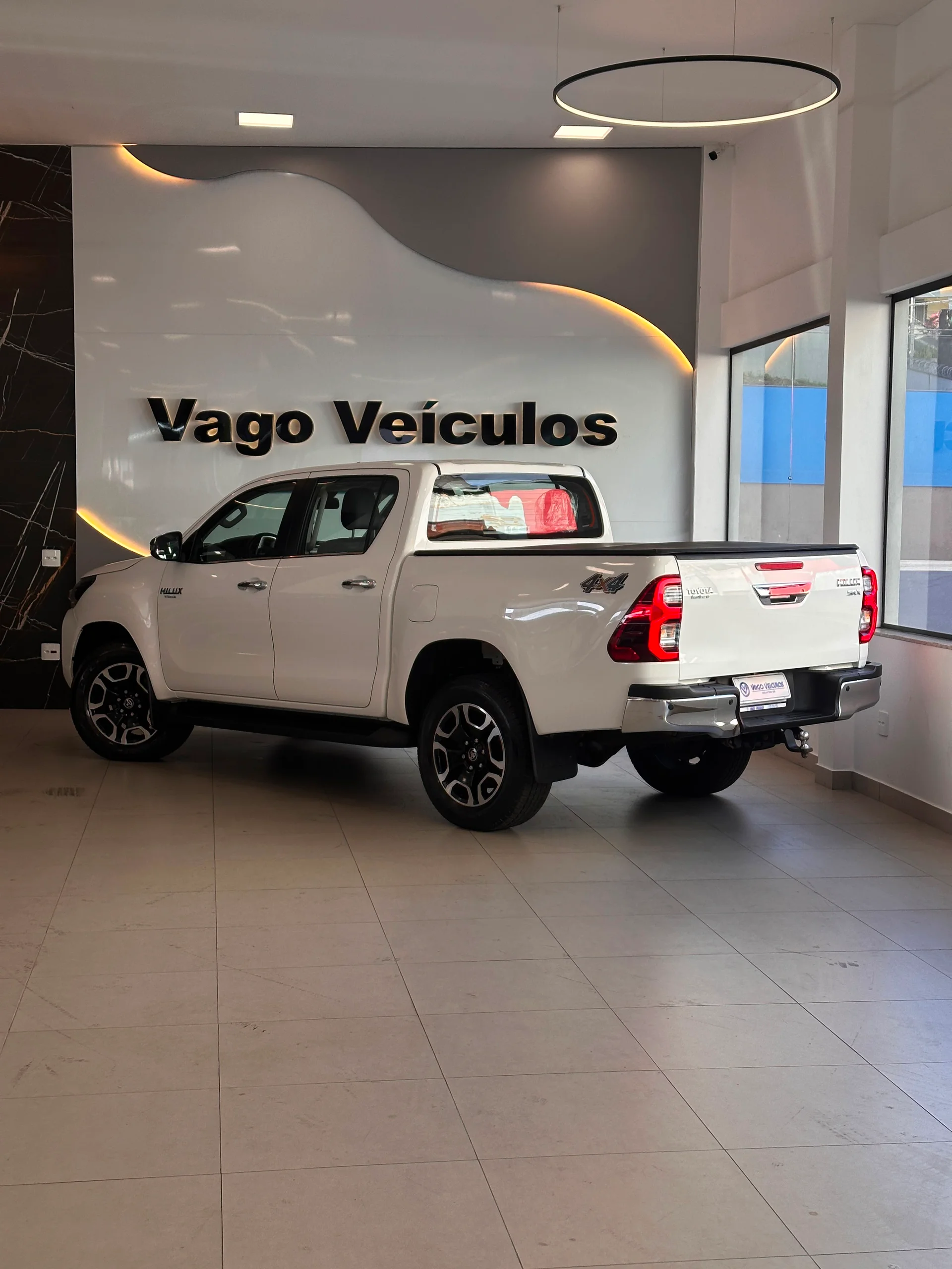 Toyota Hilux — foto 8