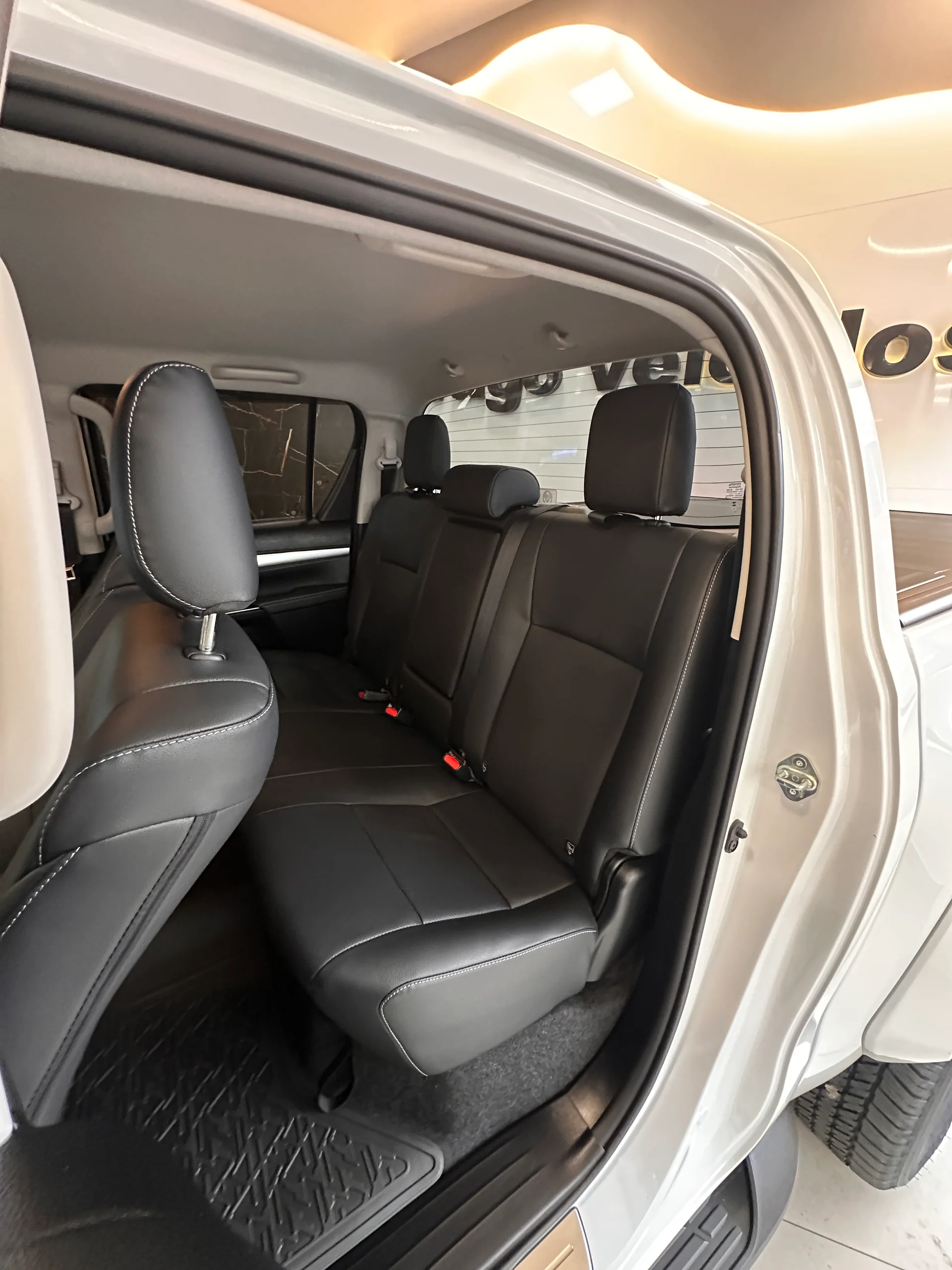 Toyota Hilux — foto 22