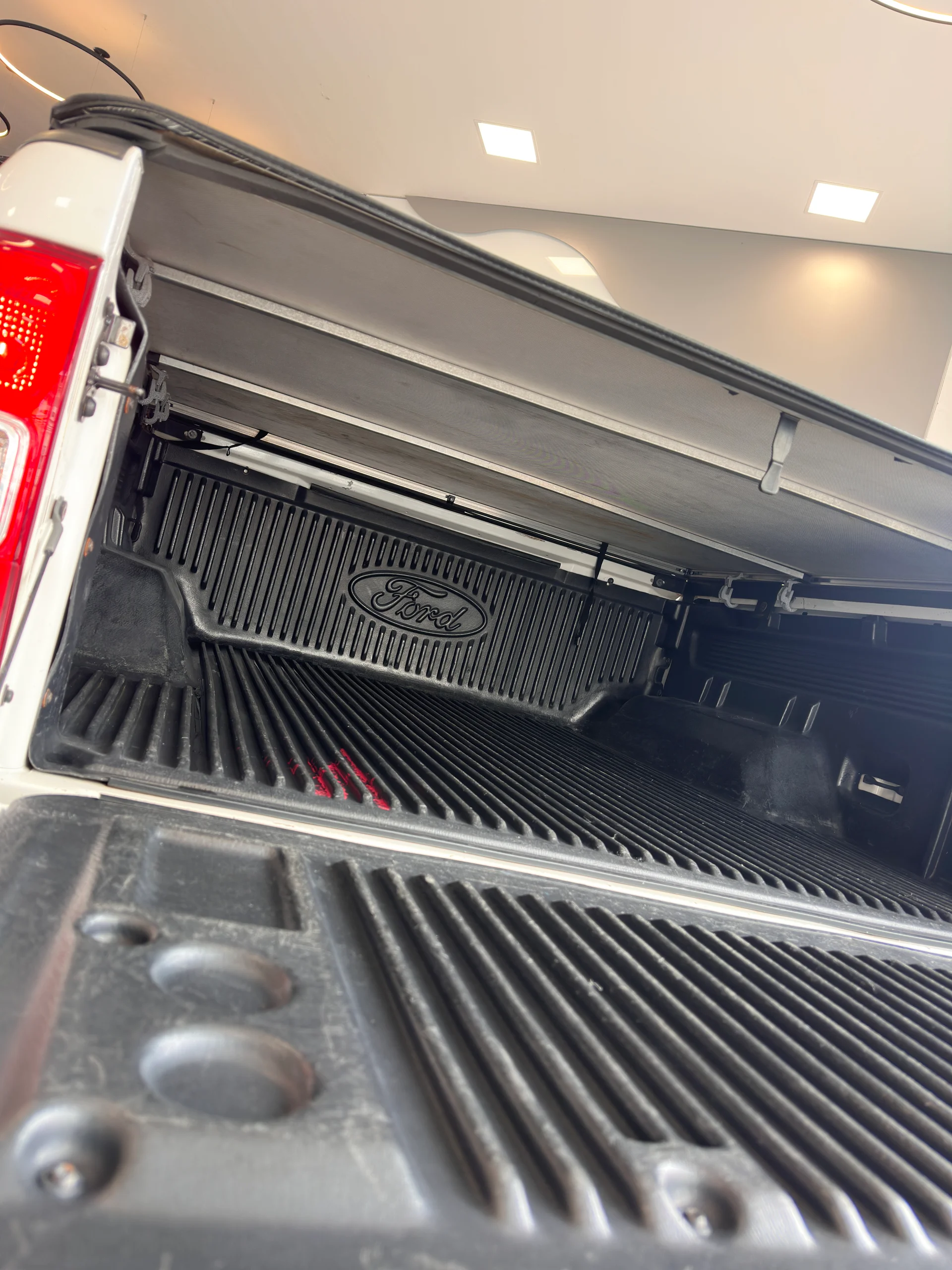 Ford Ranger — foto 7