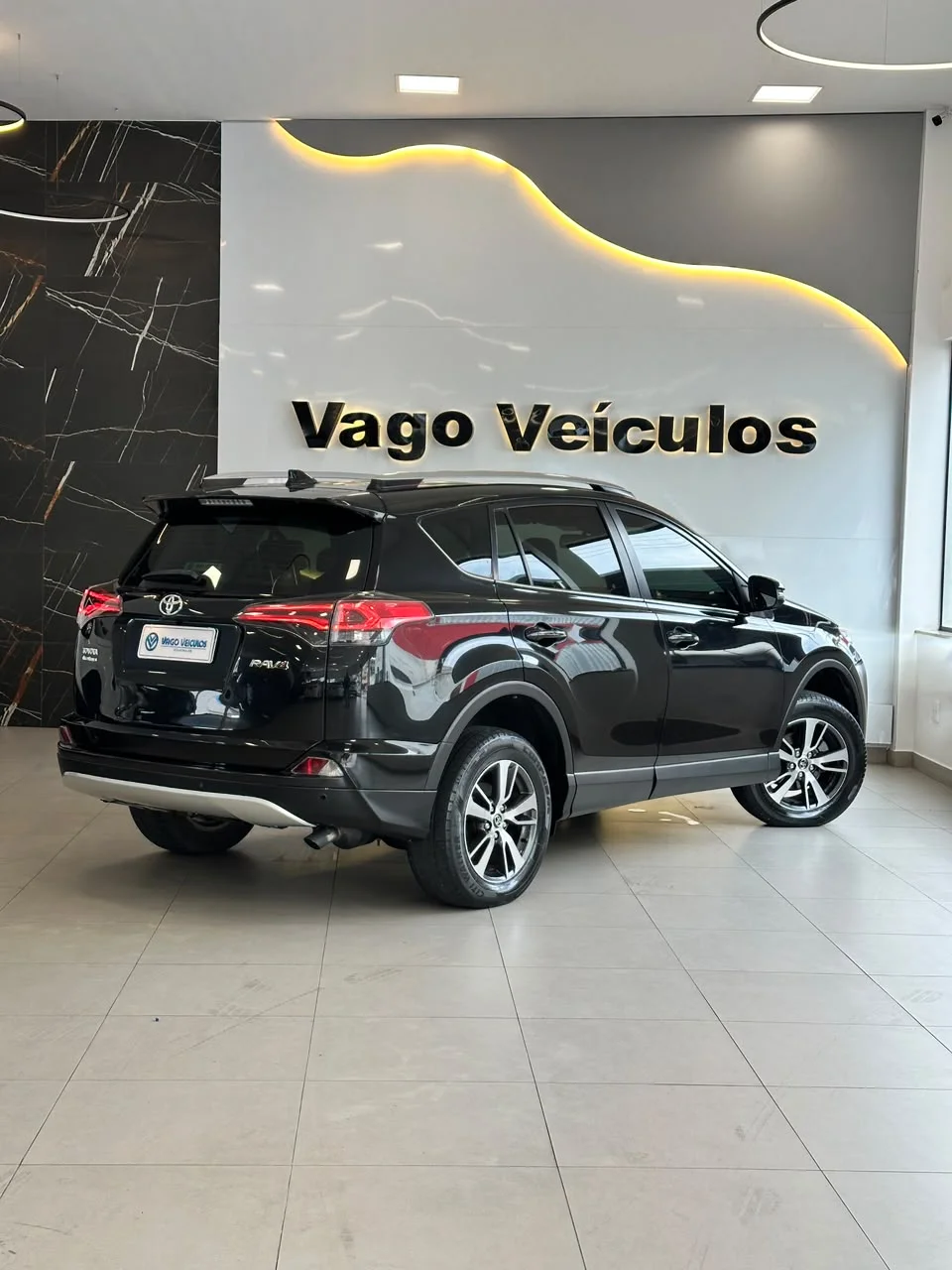 Toyota RAV4 — foto 25