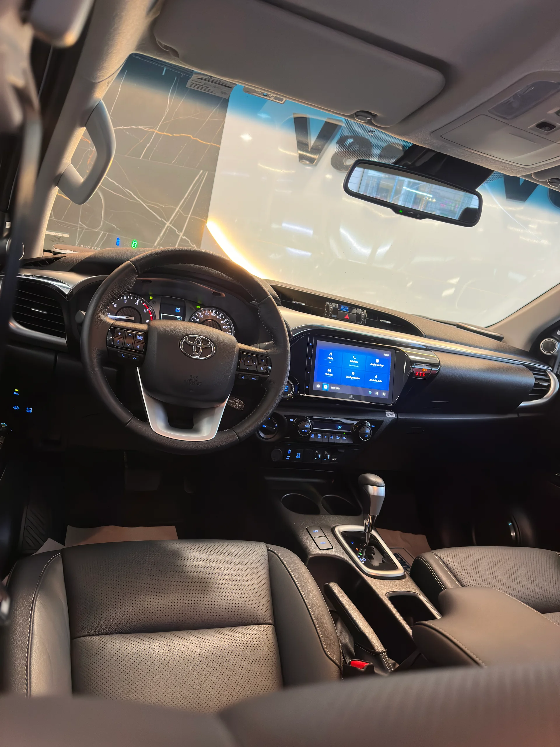 Toyota Hilux — foto 17