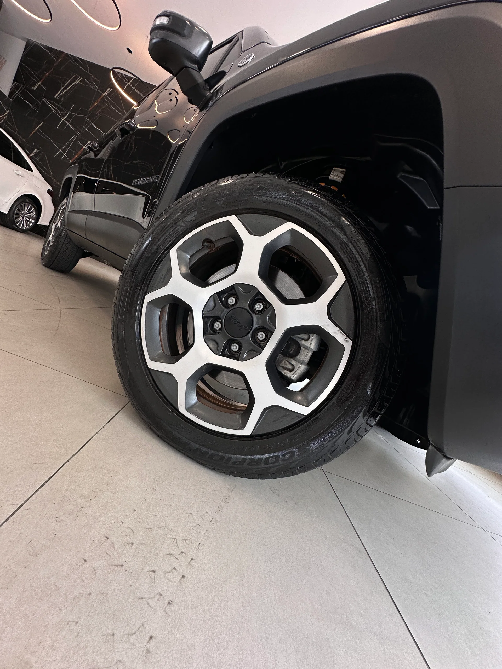 Jeep Renegade — foto 6