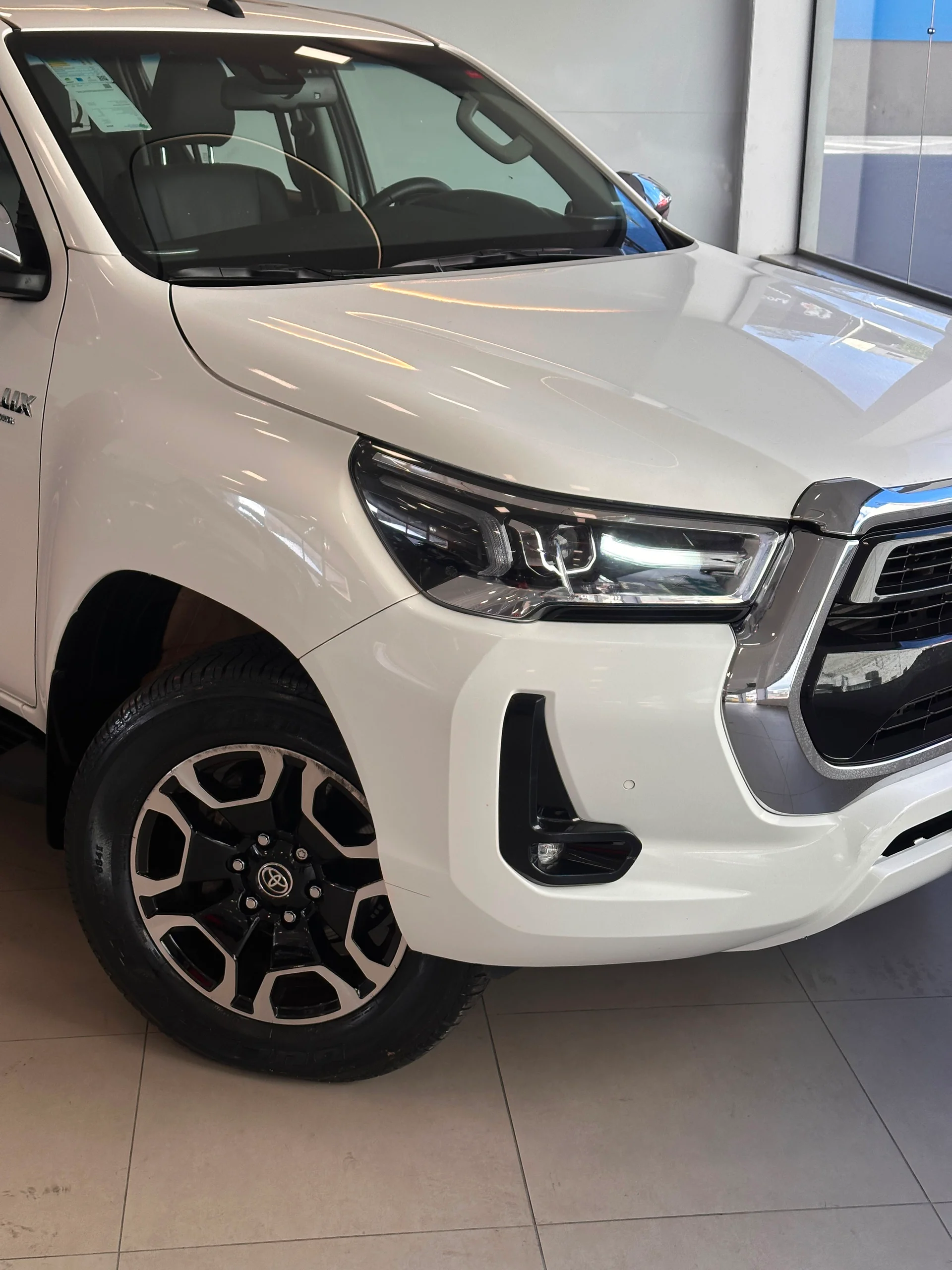 Toyota Hilux — foto 6
