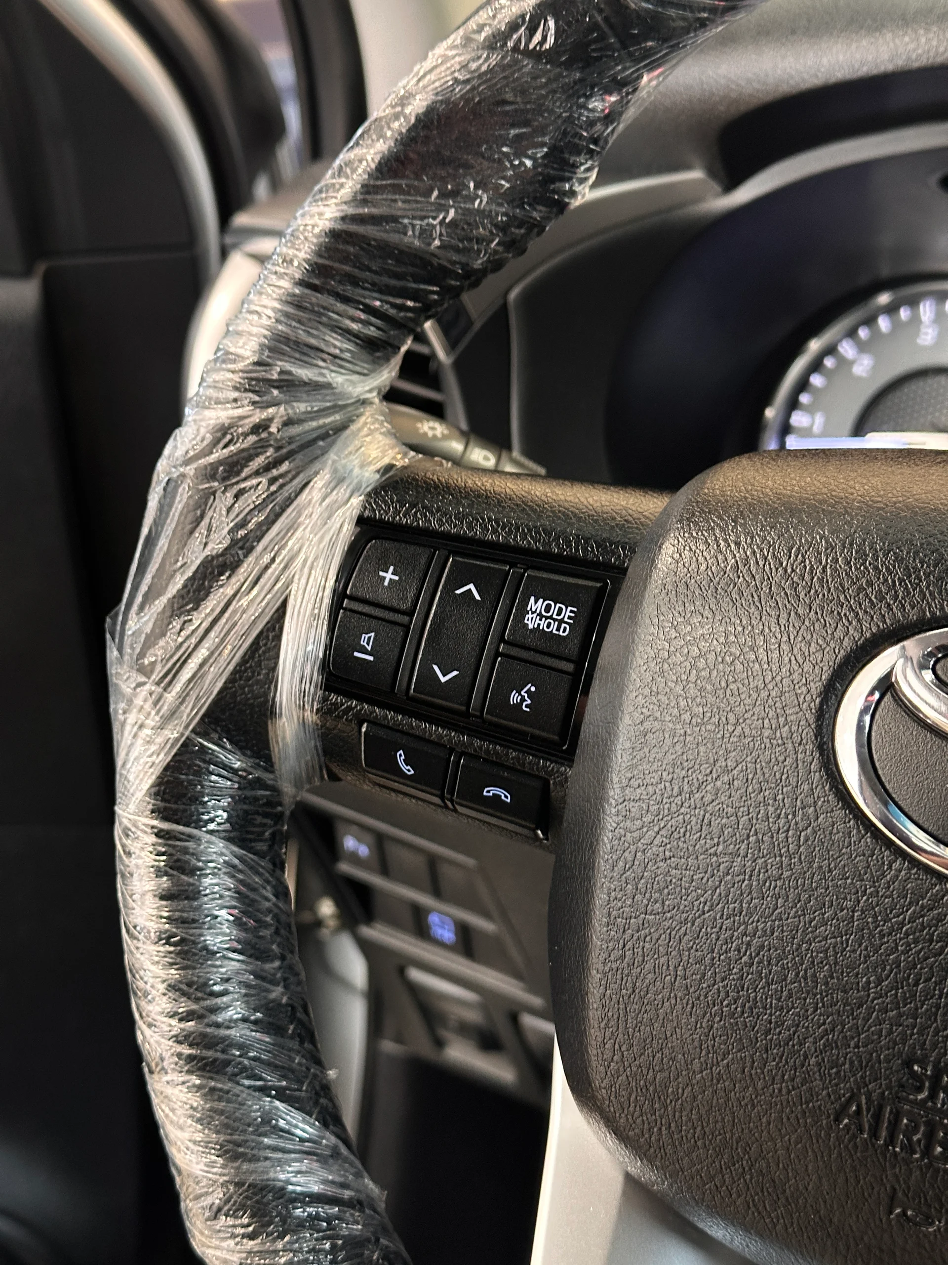 Toyota Hilux — foto 12