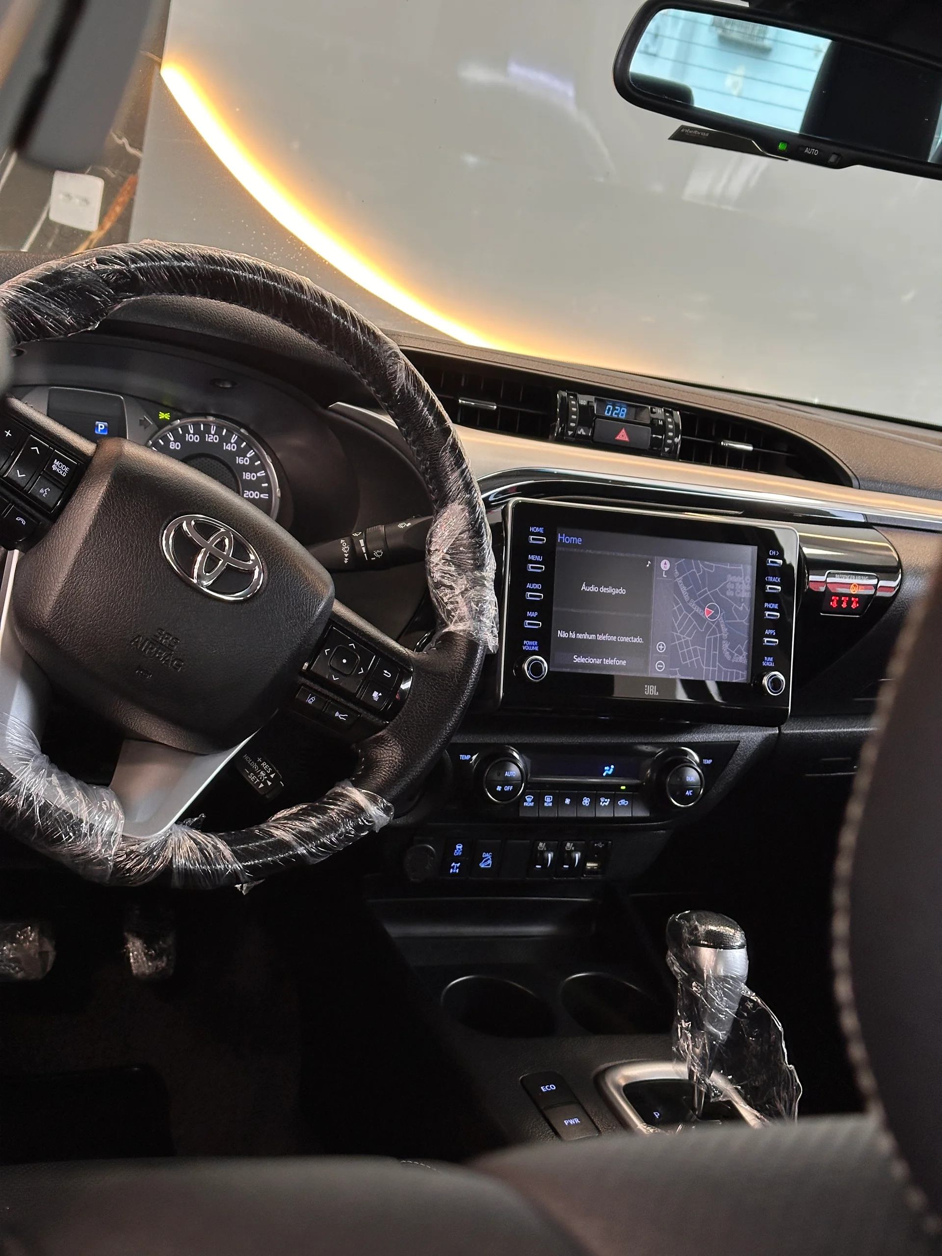 Toyota Hilux — foto 15