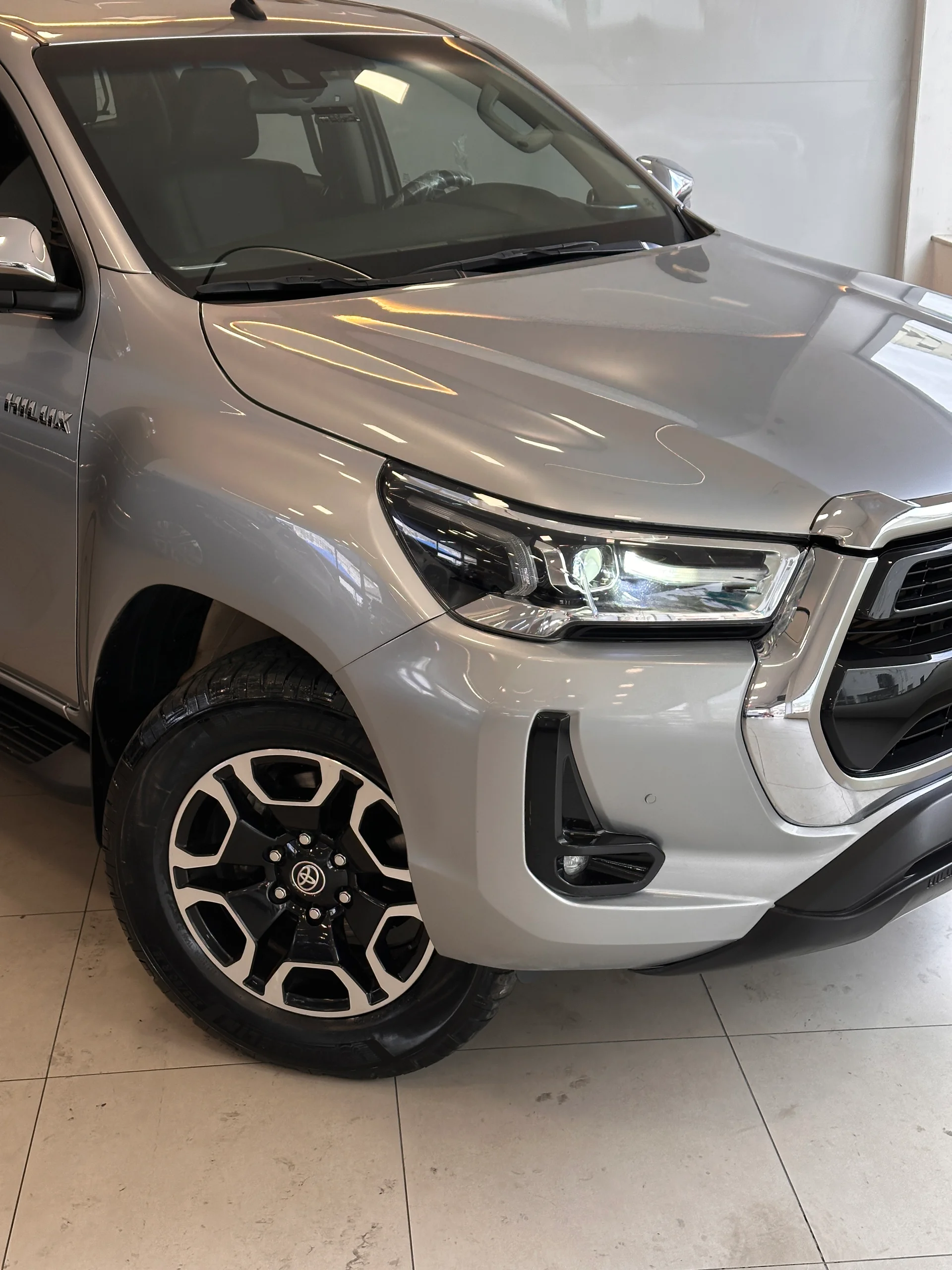 Toyota Hilux — foto 25