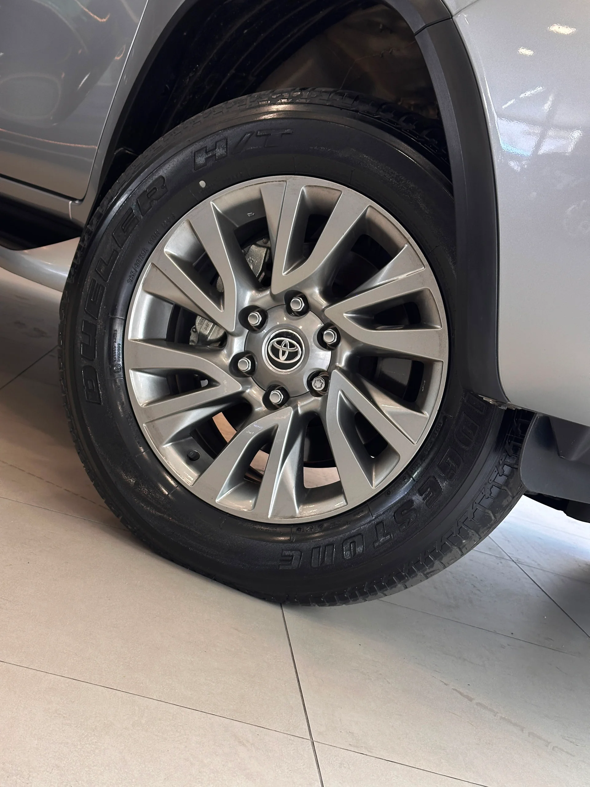 Toyota Hilux — foto 6