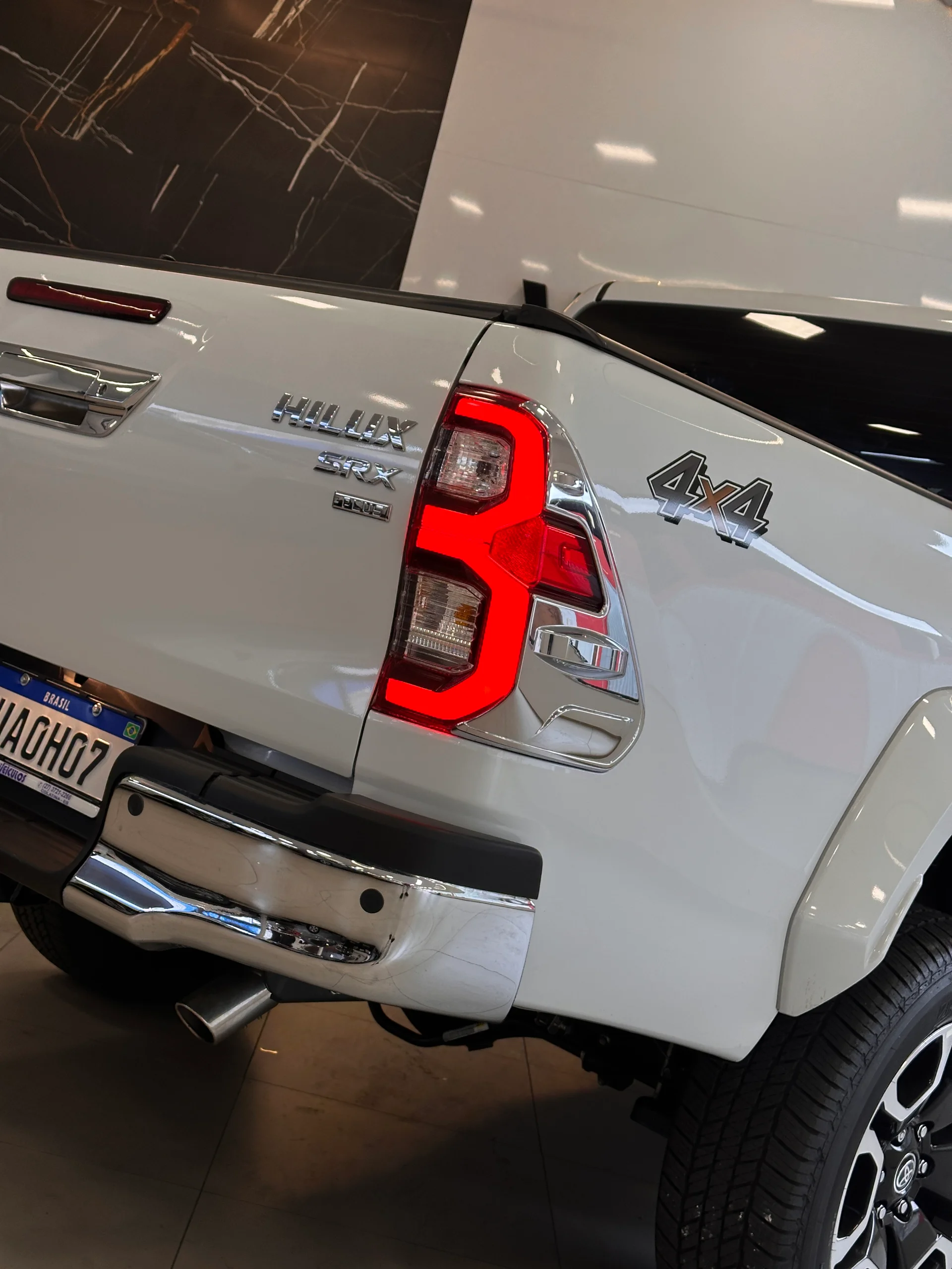 Toyota Hilux — foto 3