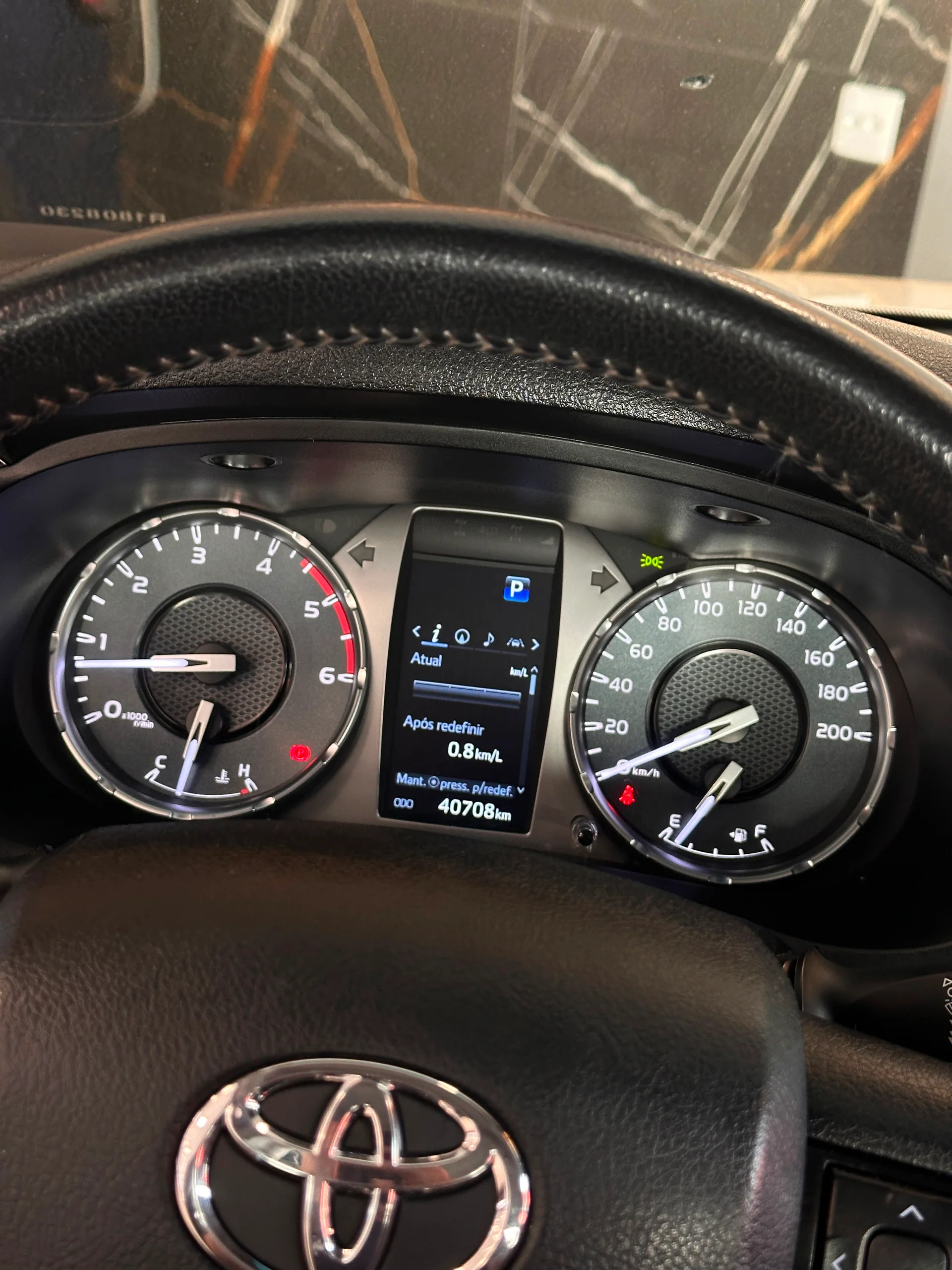 Toyota Hilux — foto 20
