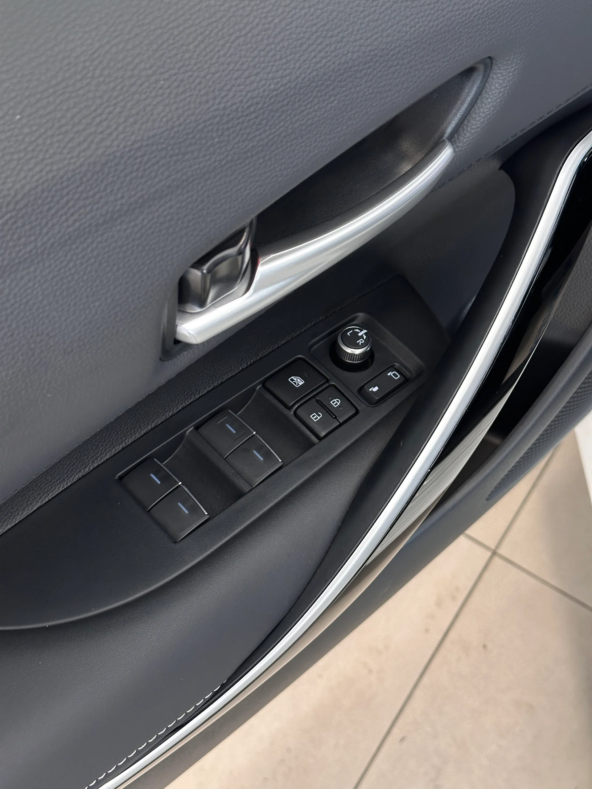 Toyota Corolla — foto 6