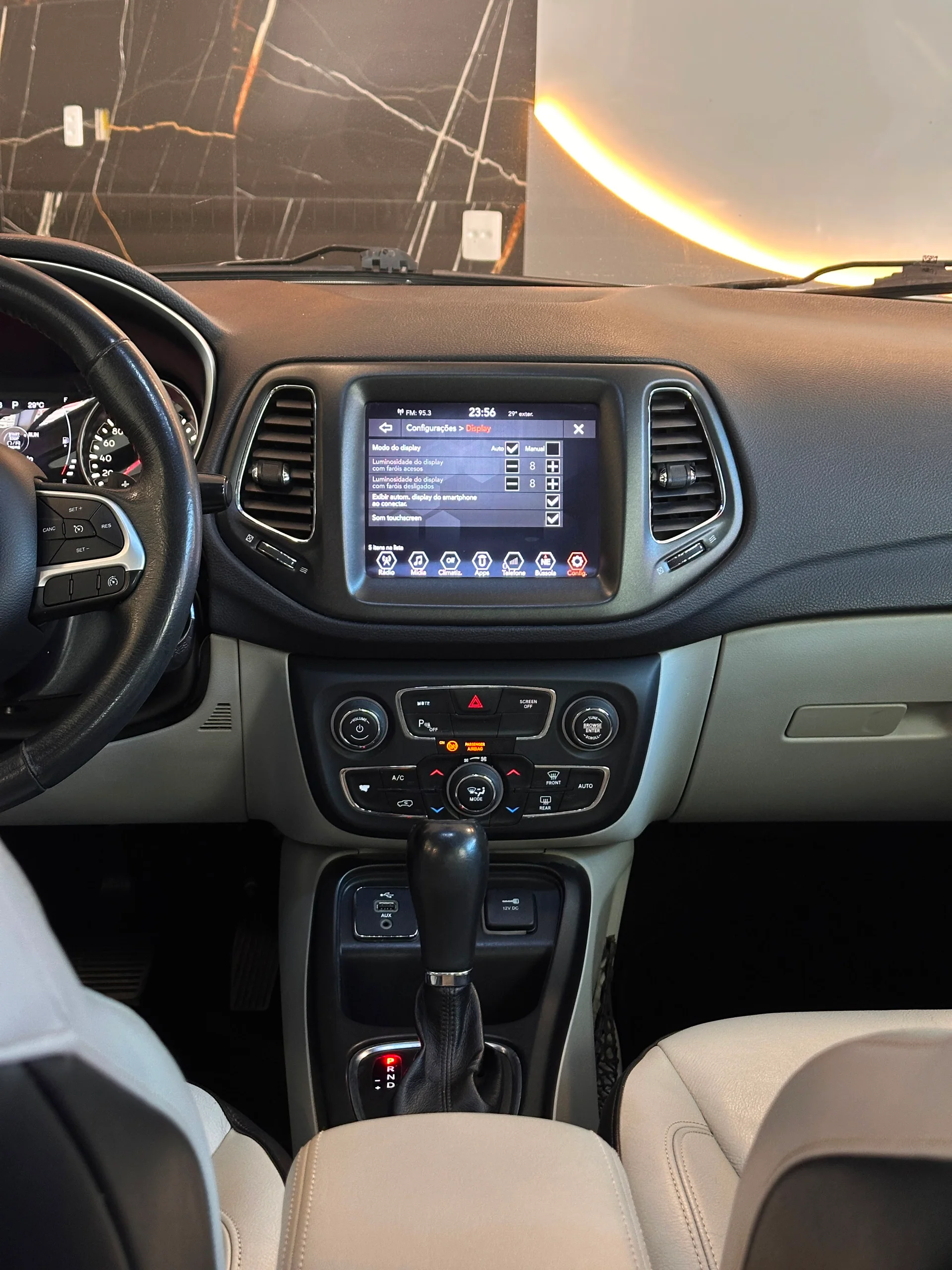 Jeep Compass — foto 17