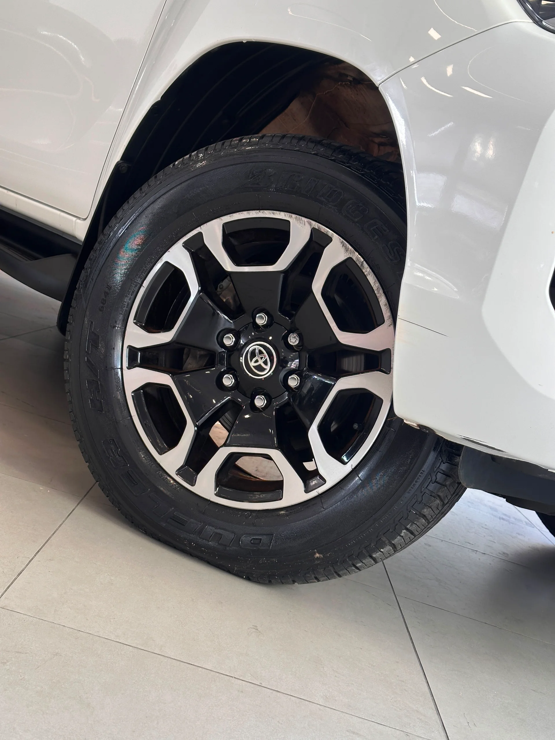 Toyota Hilux — foto 5