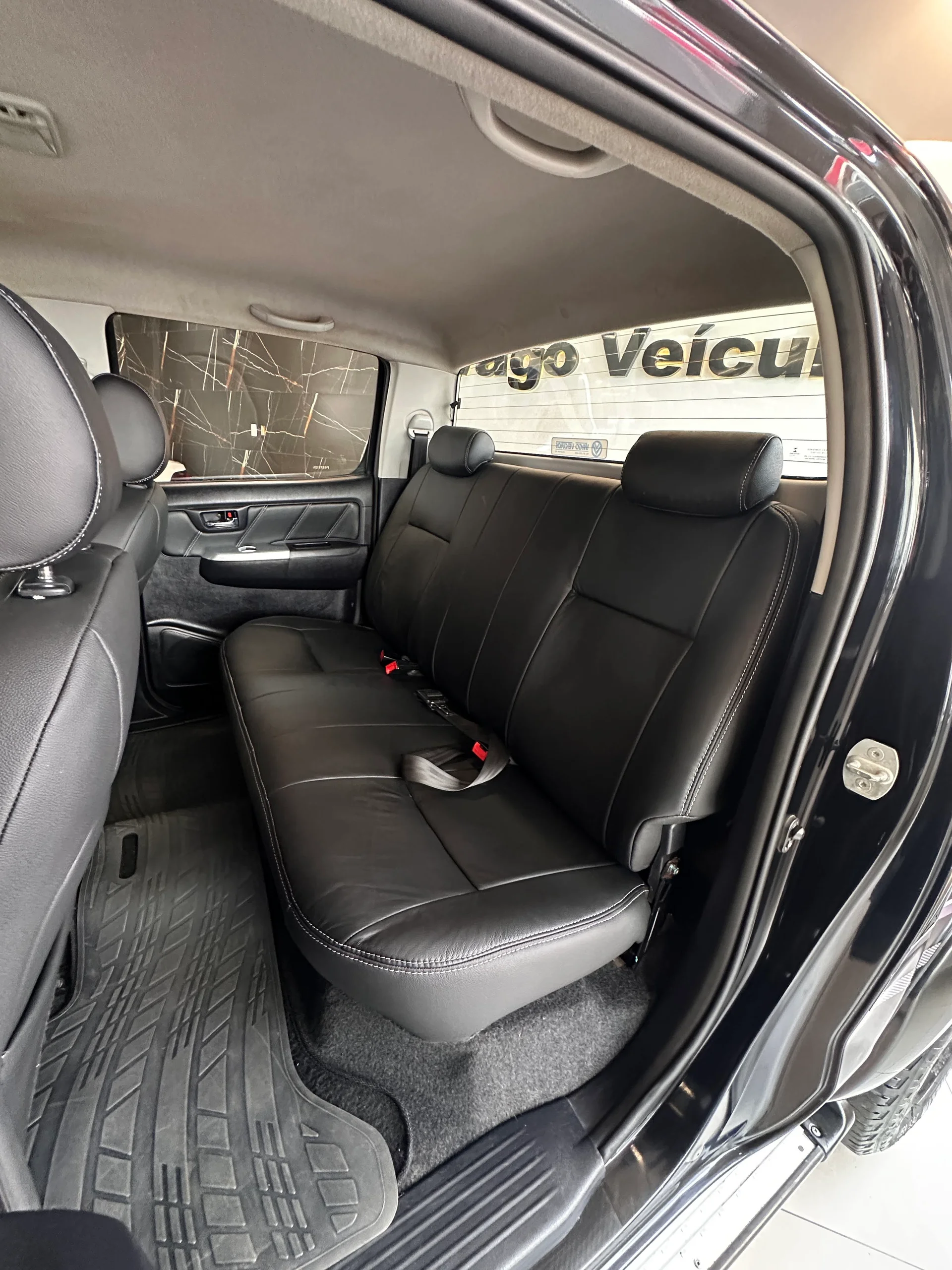 Toyota Hilux — foto 15