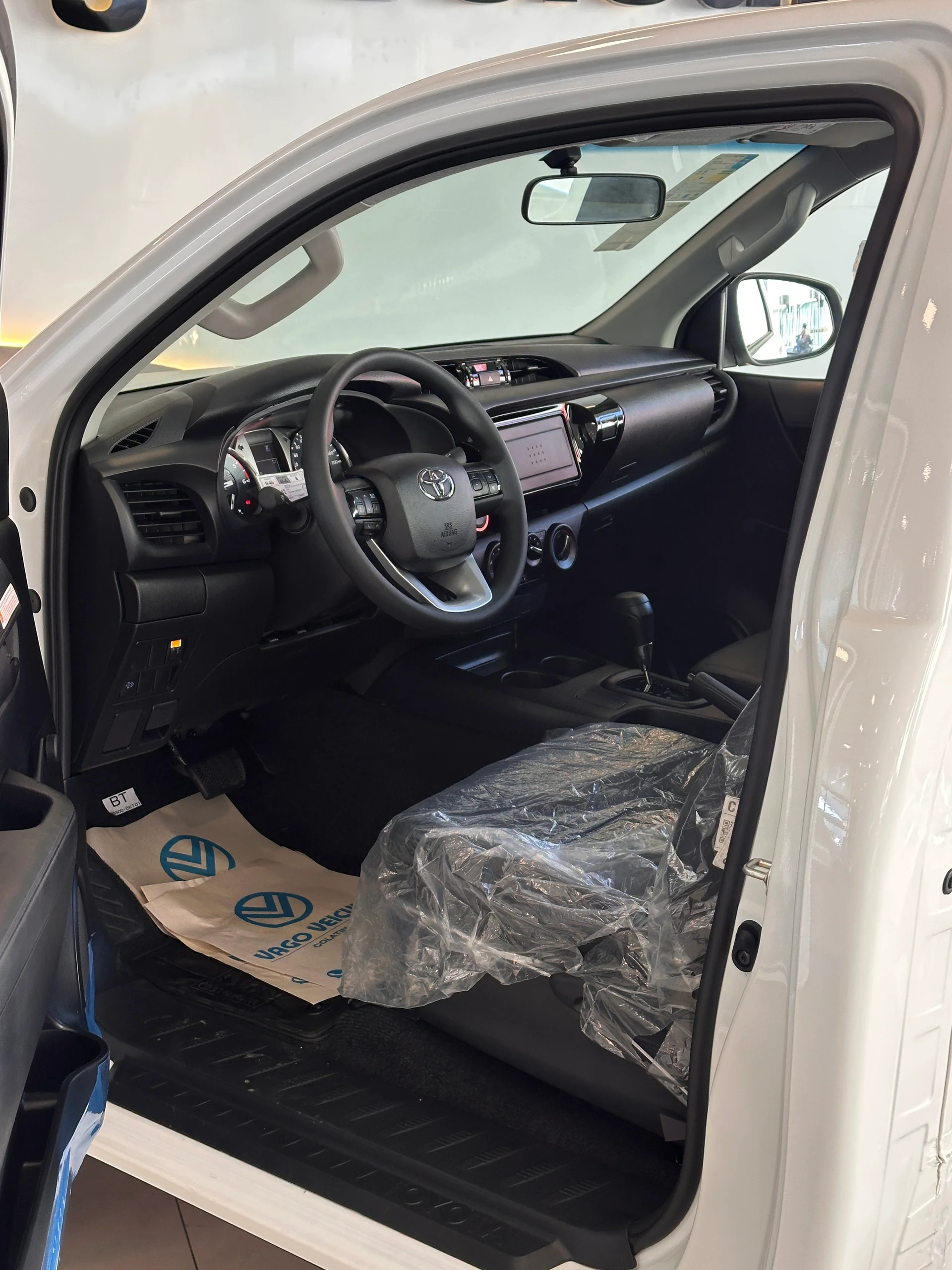 Toyota Hilux — foto 4