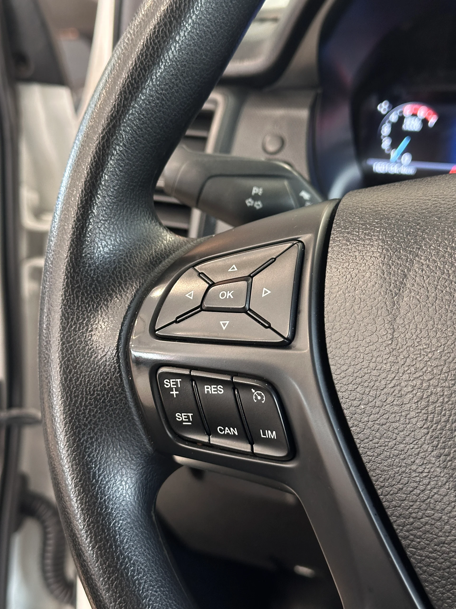 Ford Ranger — foto 16
