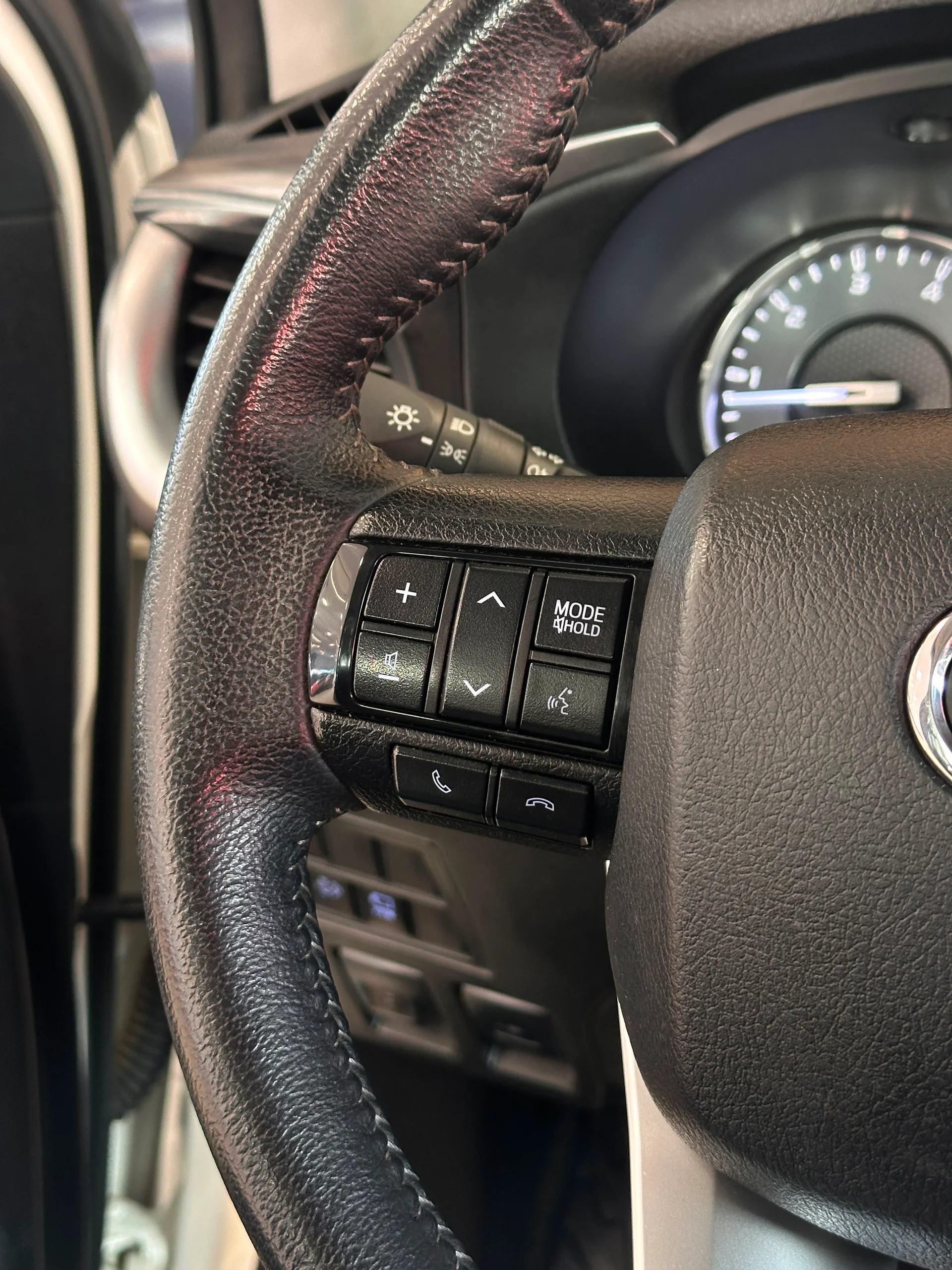 Toyota Hilux — foto 17
