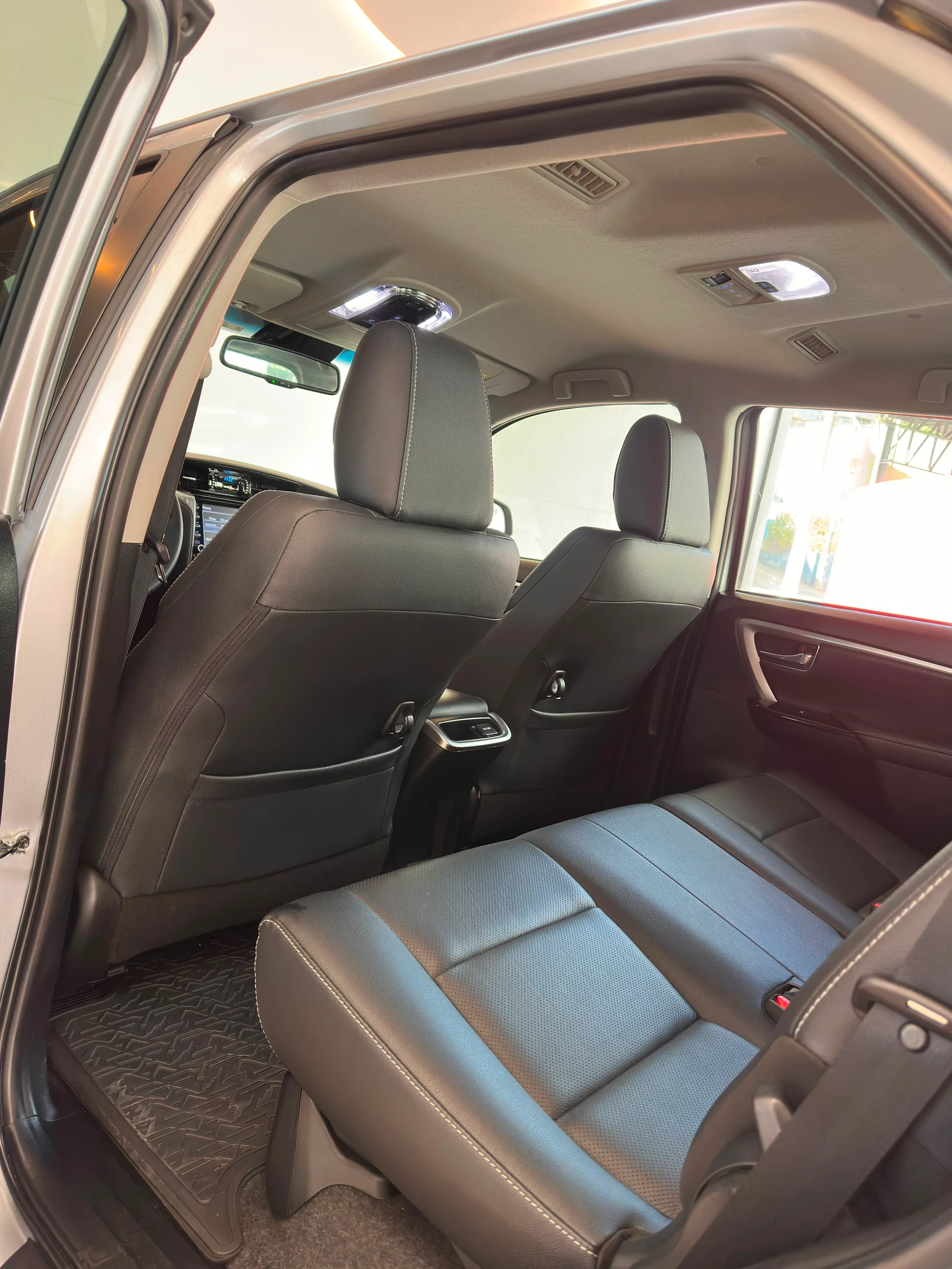 Toyota Hilux — foto 26