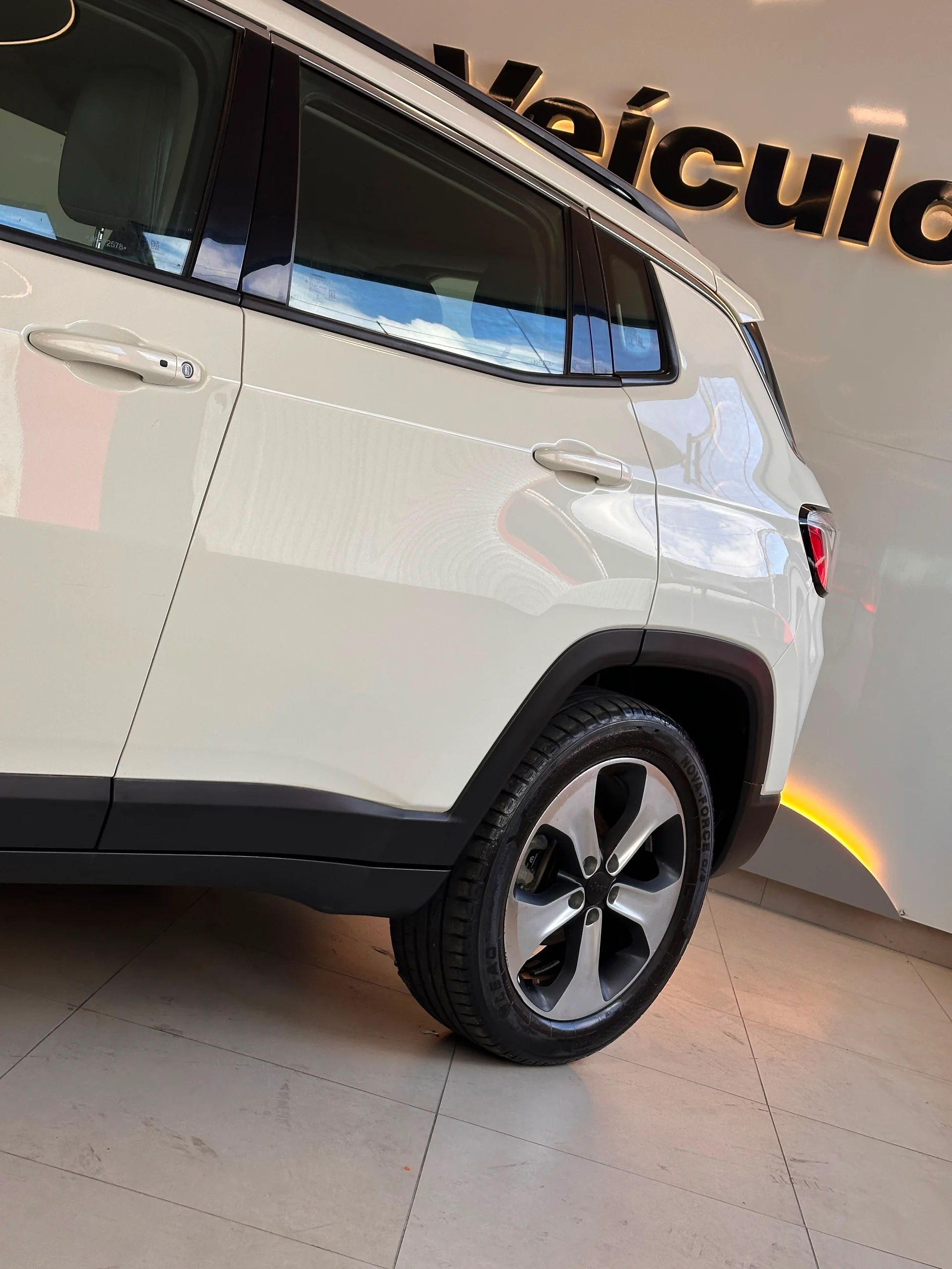 Jeep Compass — foto 3