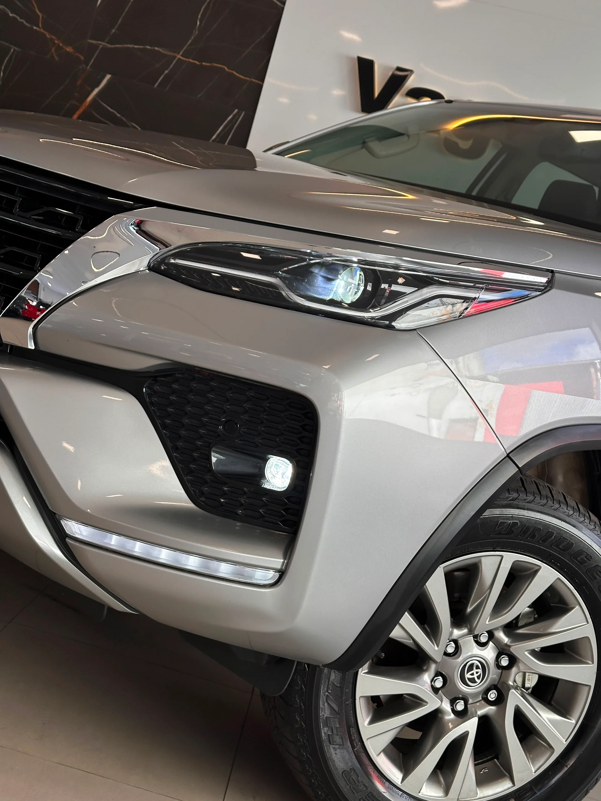 Toyota Hilux — foto 3