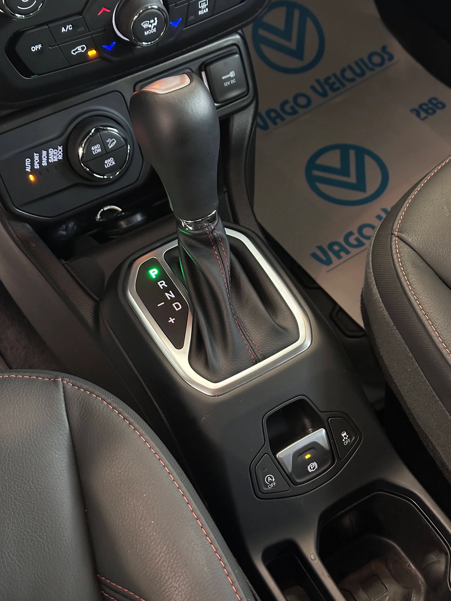 Jeep Renegade — foto 21
