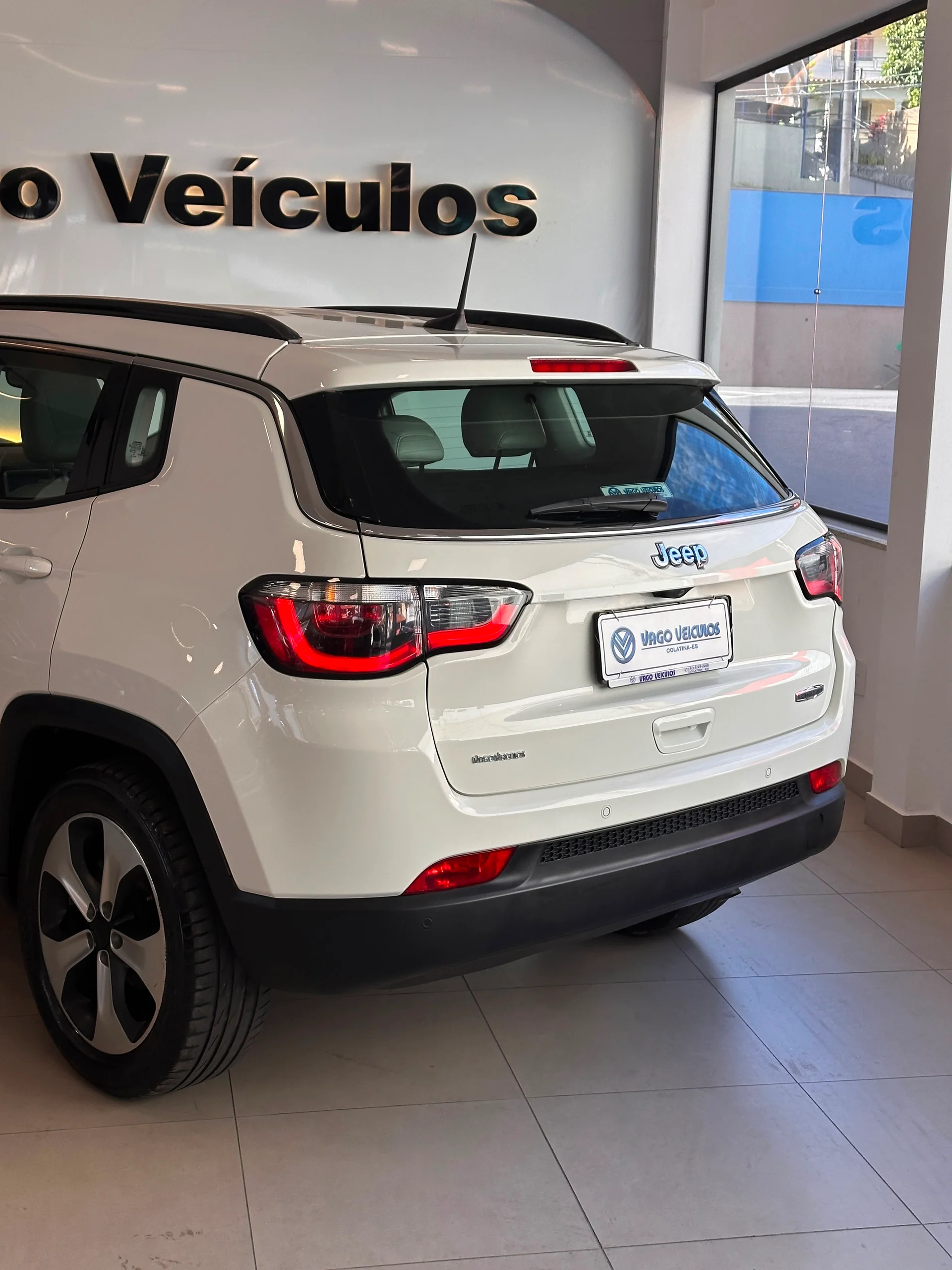 Jeep Compass — foto 11