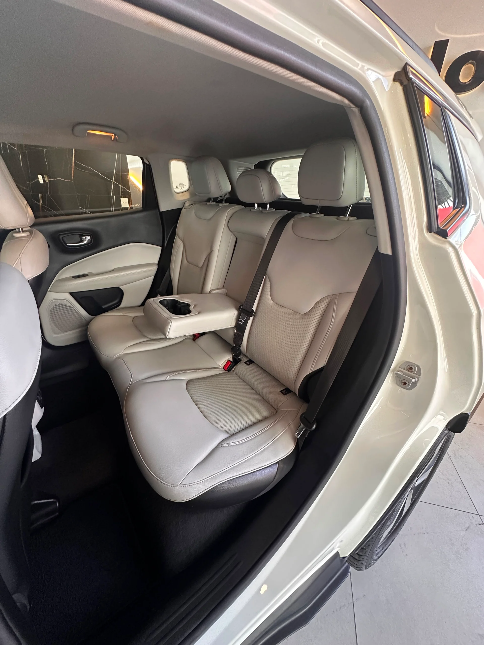 Jeep Compass — foto 27