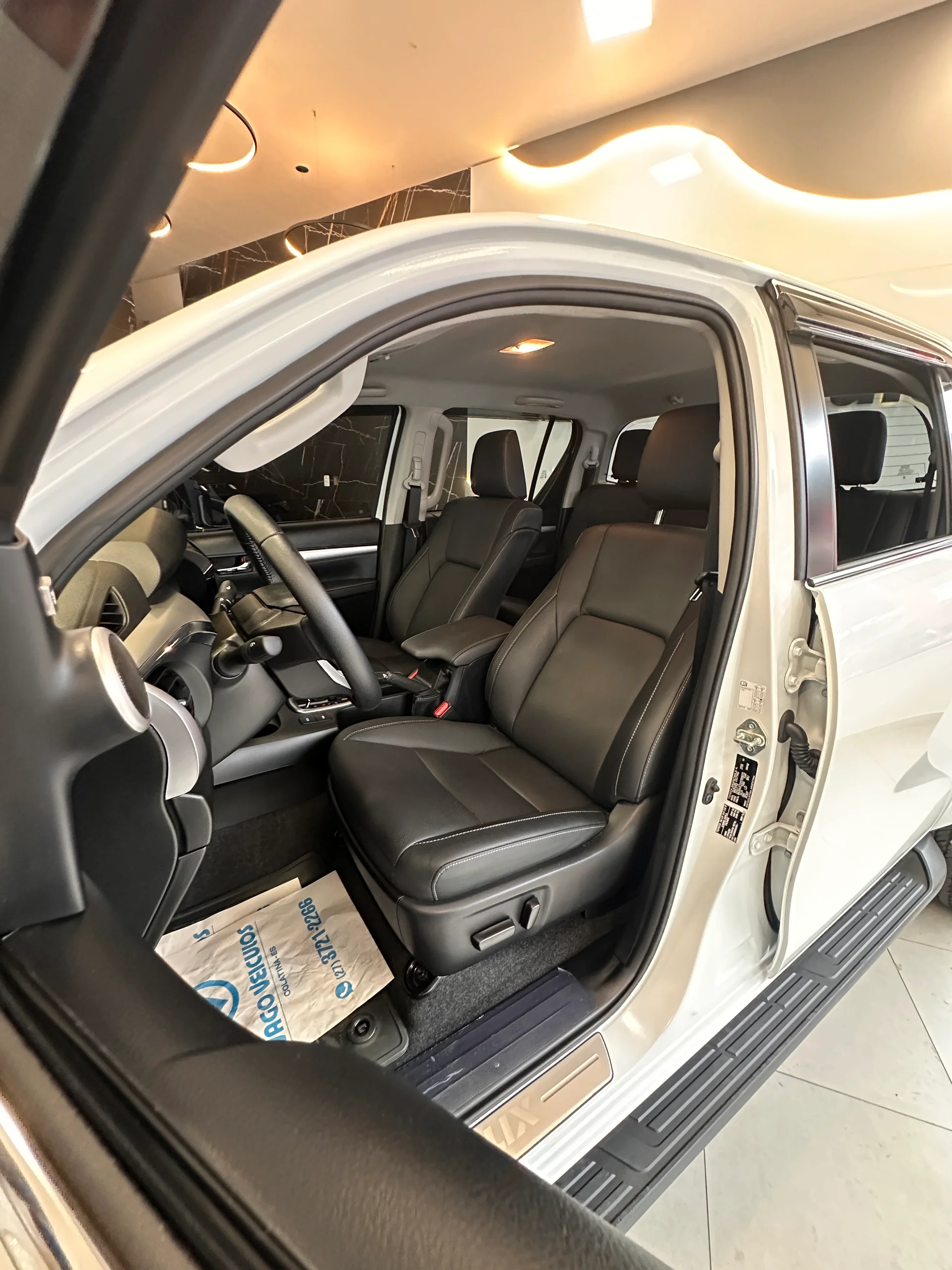 Toyota Hilux — foto 21