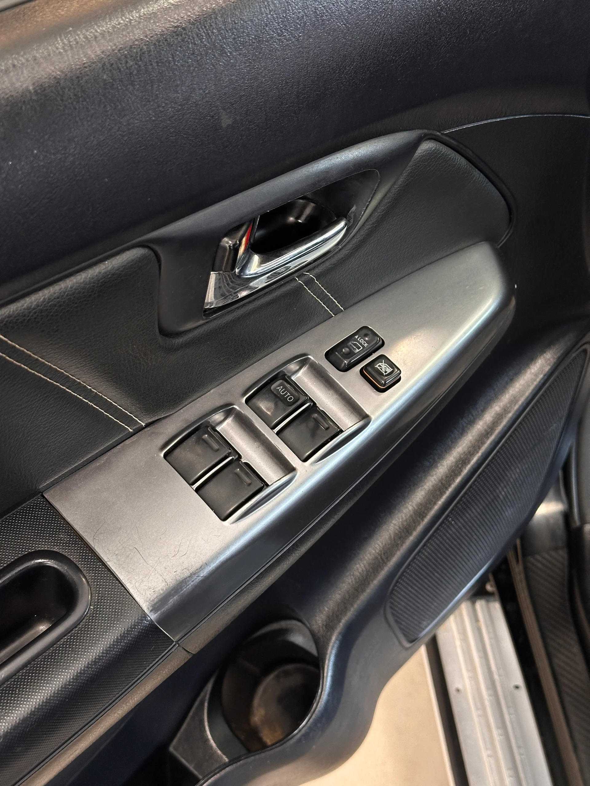 Toyota Hilux — foto 4
