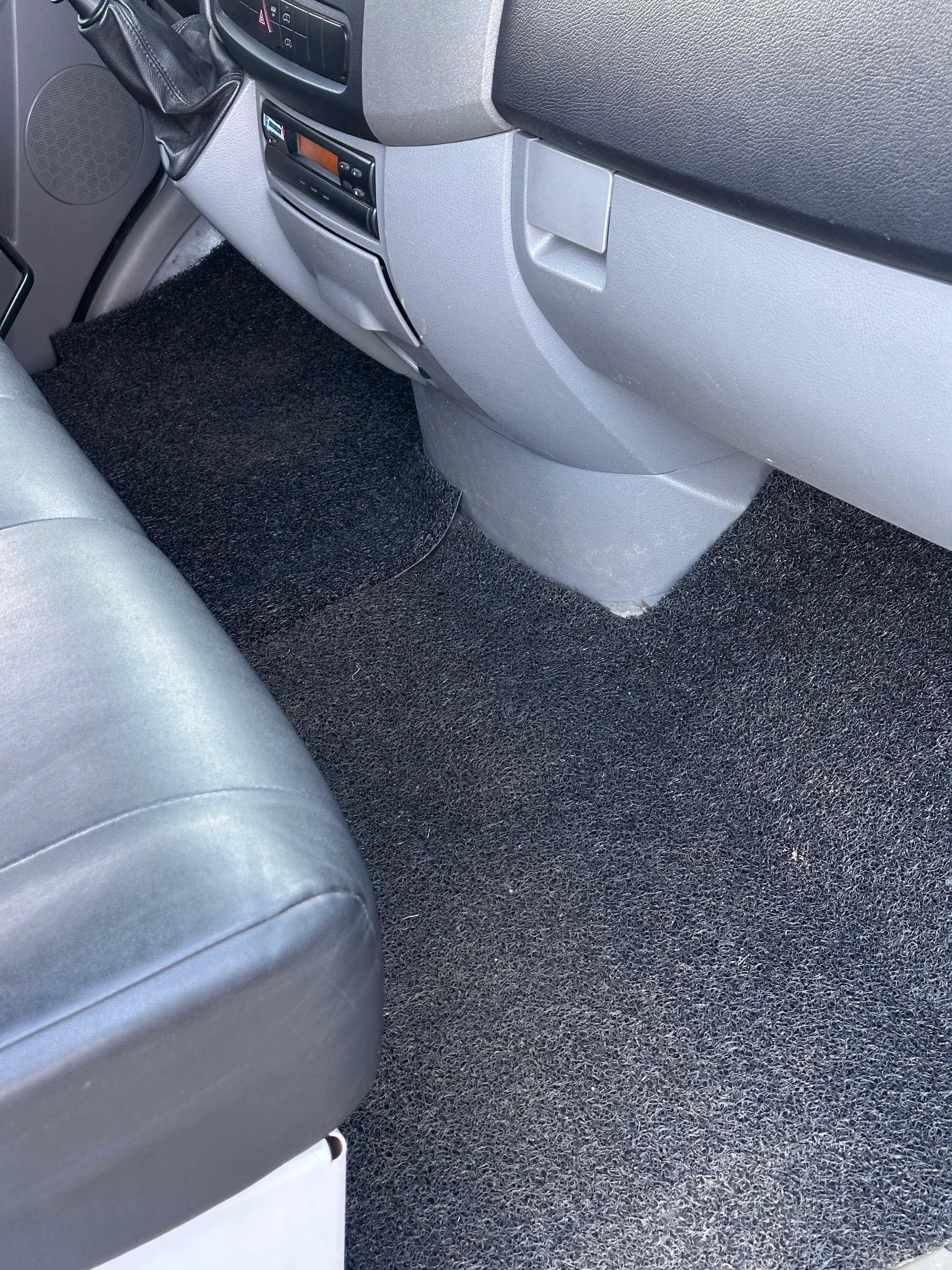 Mercedes-Benz Sprinter — foto 37