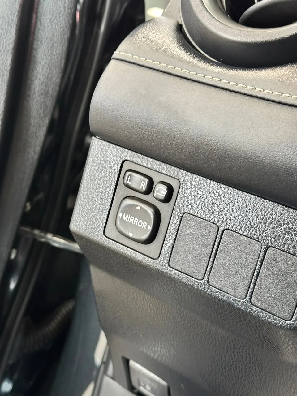 Toyota RAV4 — foto 15